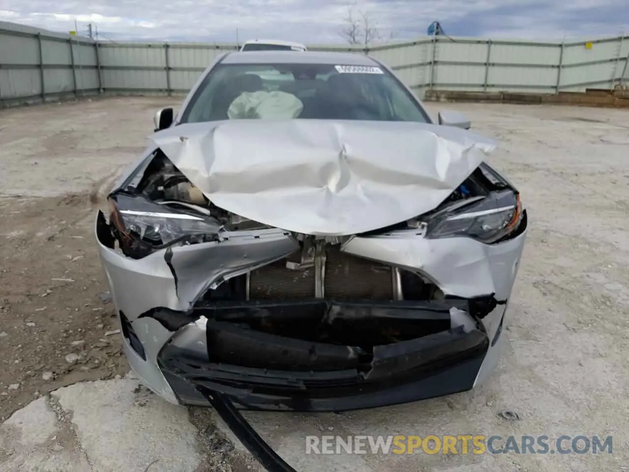 5 Photograph of a damaged car 5YFBURHE3KP878743 TOYOTA COROLLA 2019