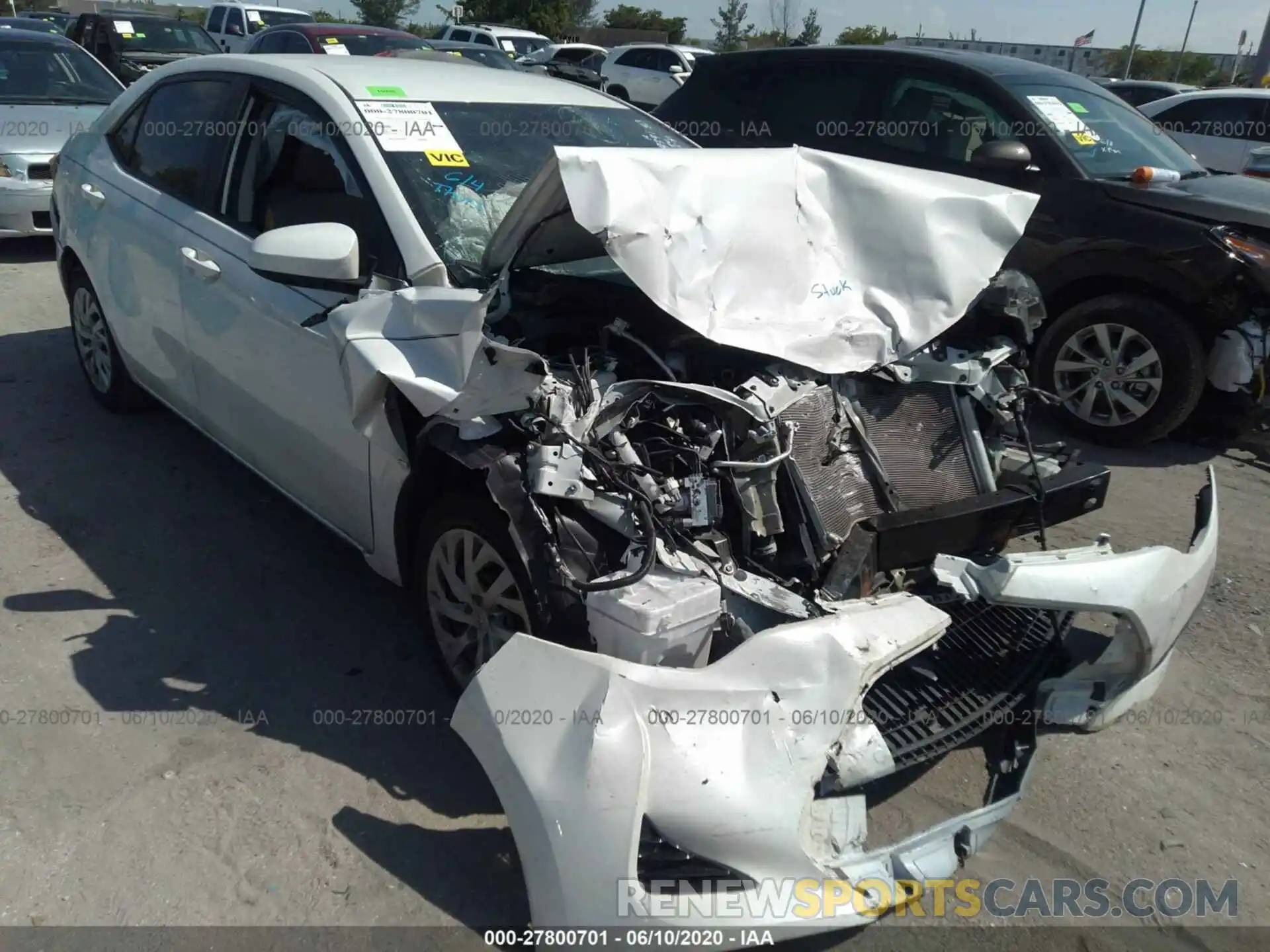 6 Photograph of a damaged car 5YFBURHE3KP879391 TOYOTA COROLLA 2019