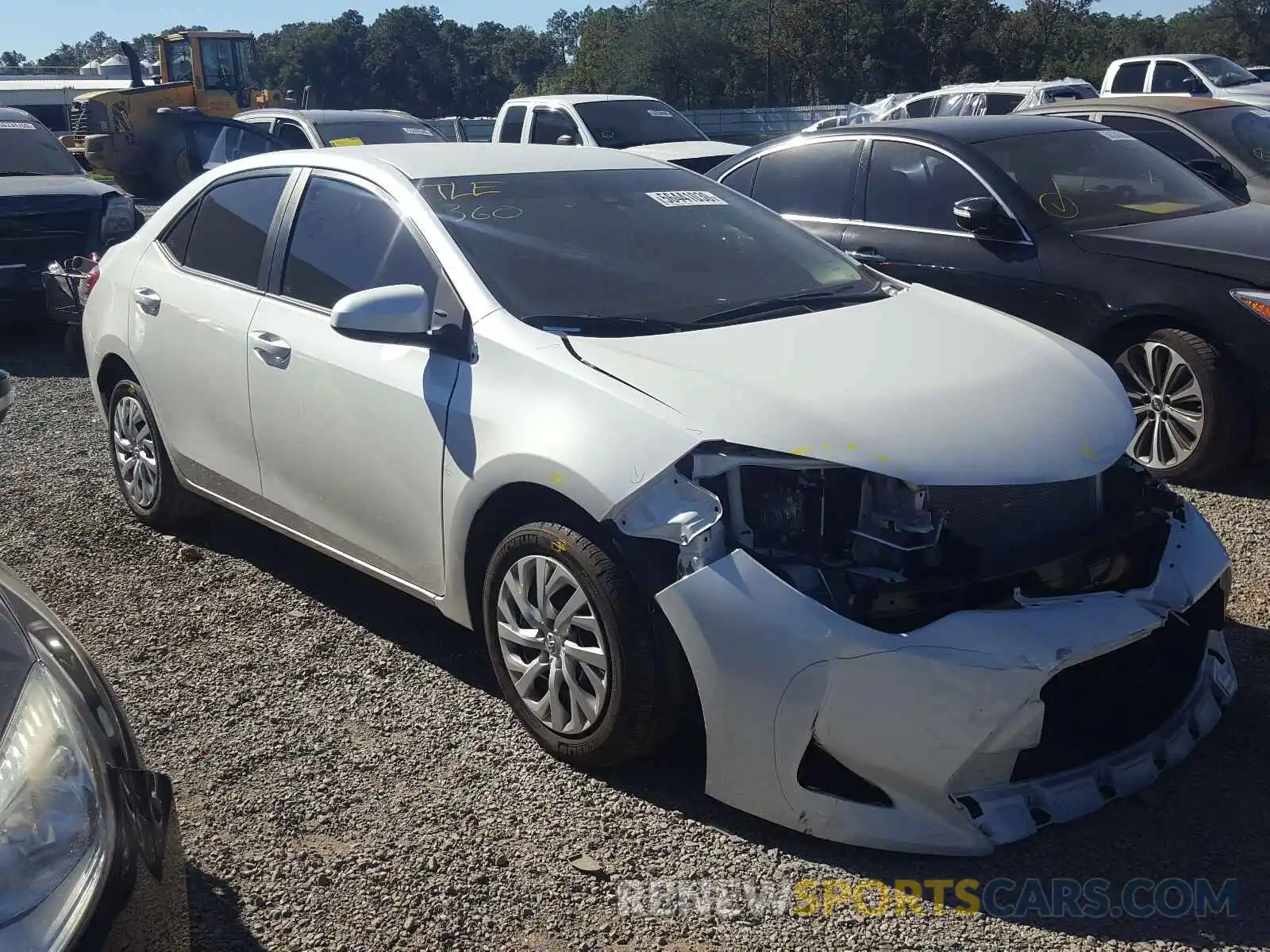 1 Photograph of a damaged car 5YFBURHE3KP880816 TOYOTA COROLLA 2019