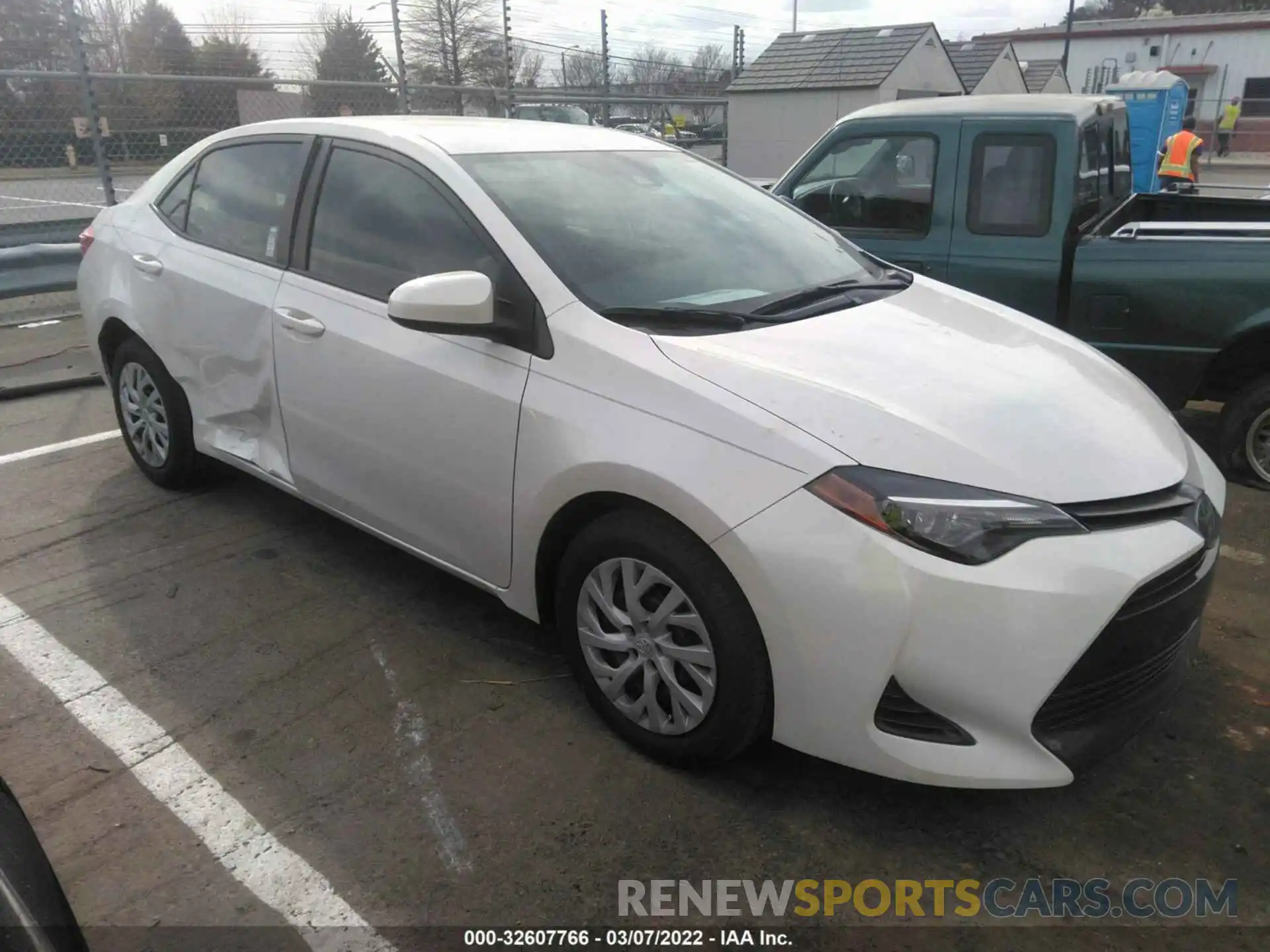 1 Photograph of a damaged car 5YFBURHE3KP883859 TOYOTA COROLLA 2019