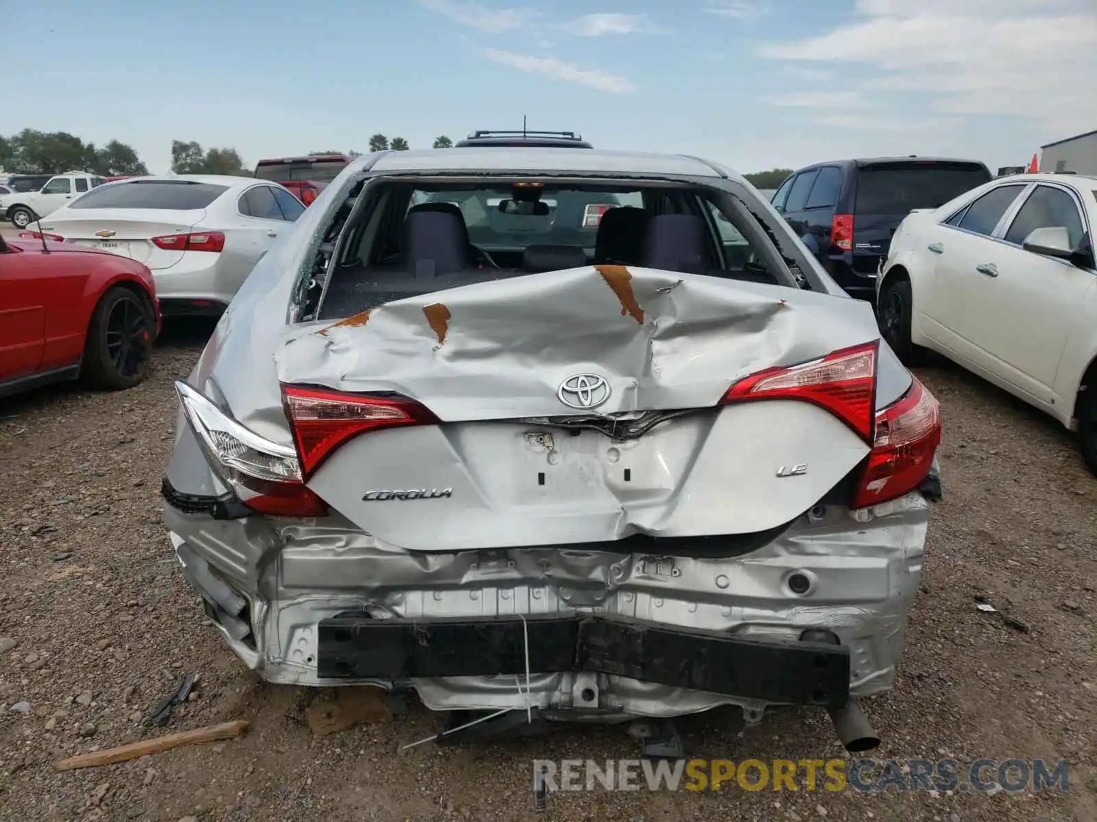 9 Photograph of a damaged car 5YFBURHE3KP884820 TOYOTA COROLLA 2019