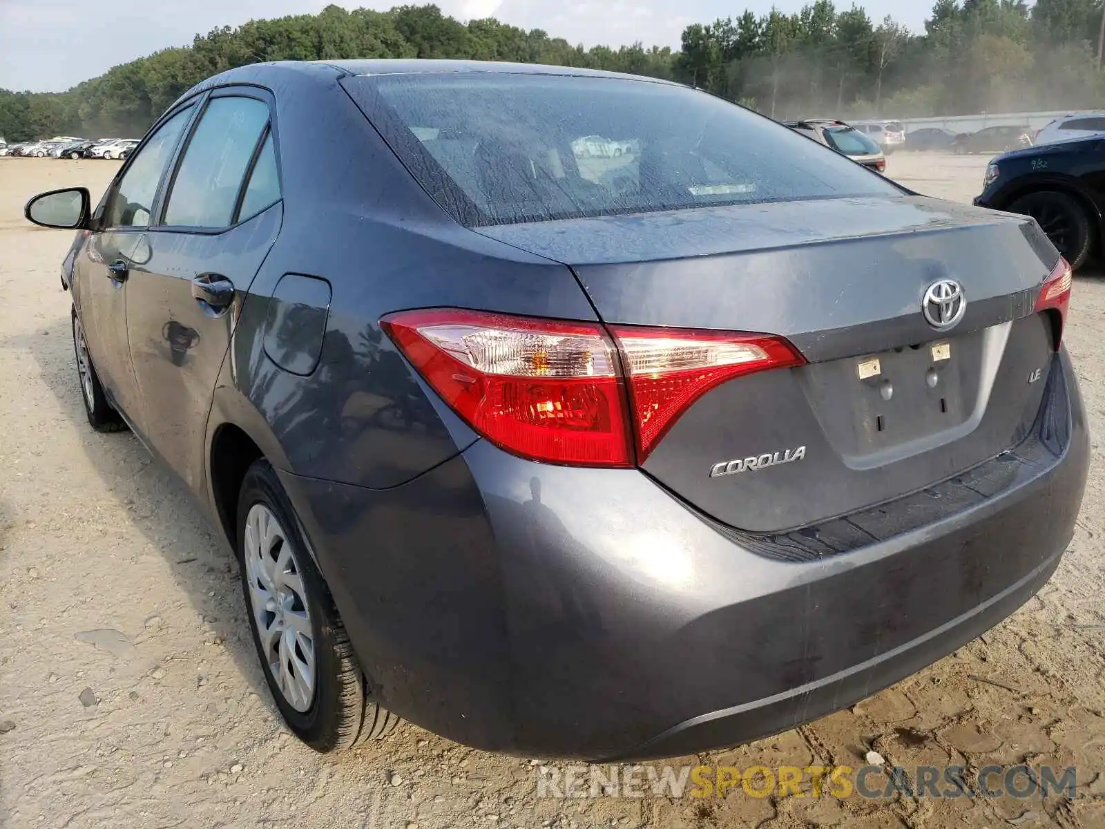 3 Photograph of a damaged car 5YFBURHE3KP885210 TOYOTA COROLLA 2019