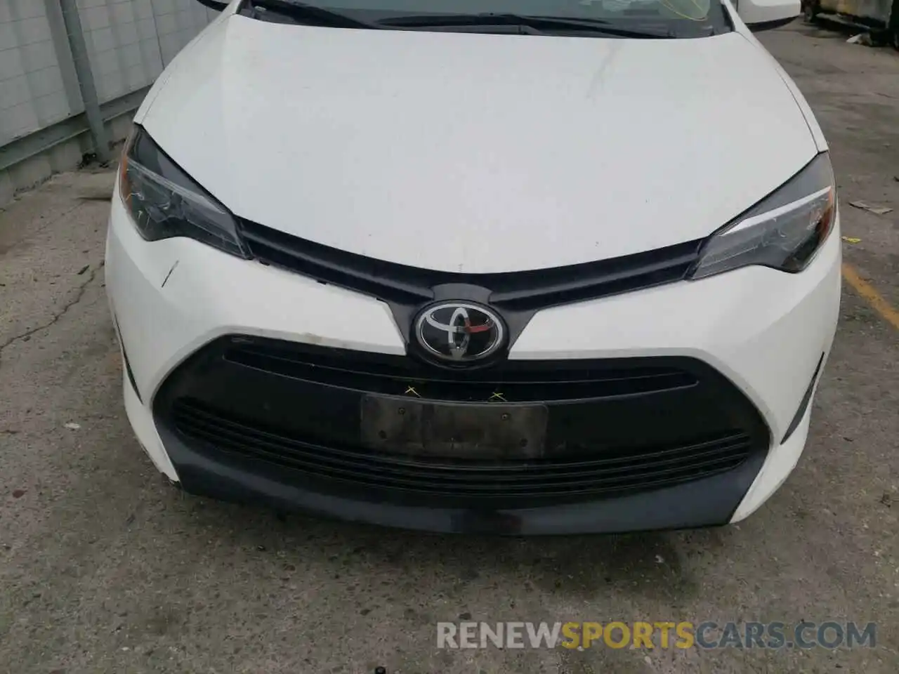 9 Photograph of a damaged car 5YFBURHE3KP887426 TOYOTA COROLLA 2019