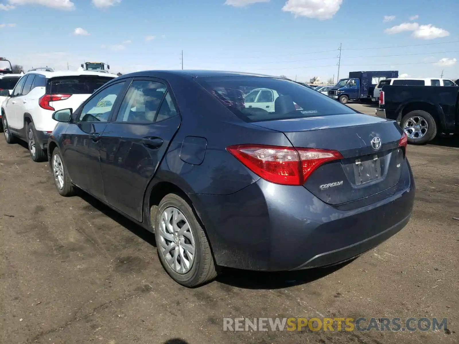 3 Photograph of a damaged car 5YFBURHE3KP887443 TOYOTA COROLLA 2019