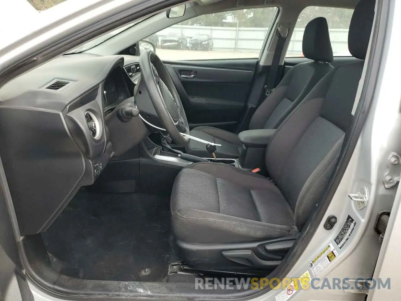 7 Photograph of a damaged car 5YFBURHE3KP887717 TOYOTA COROLLA 2019