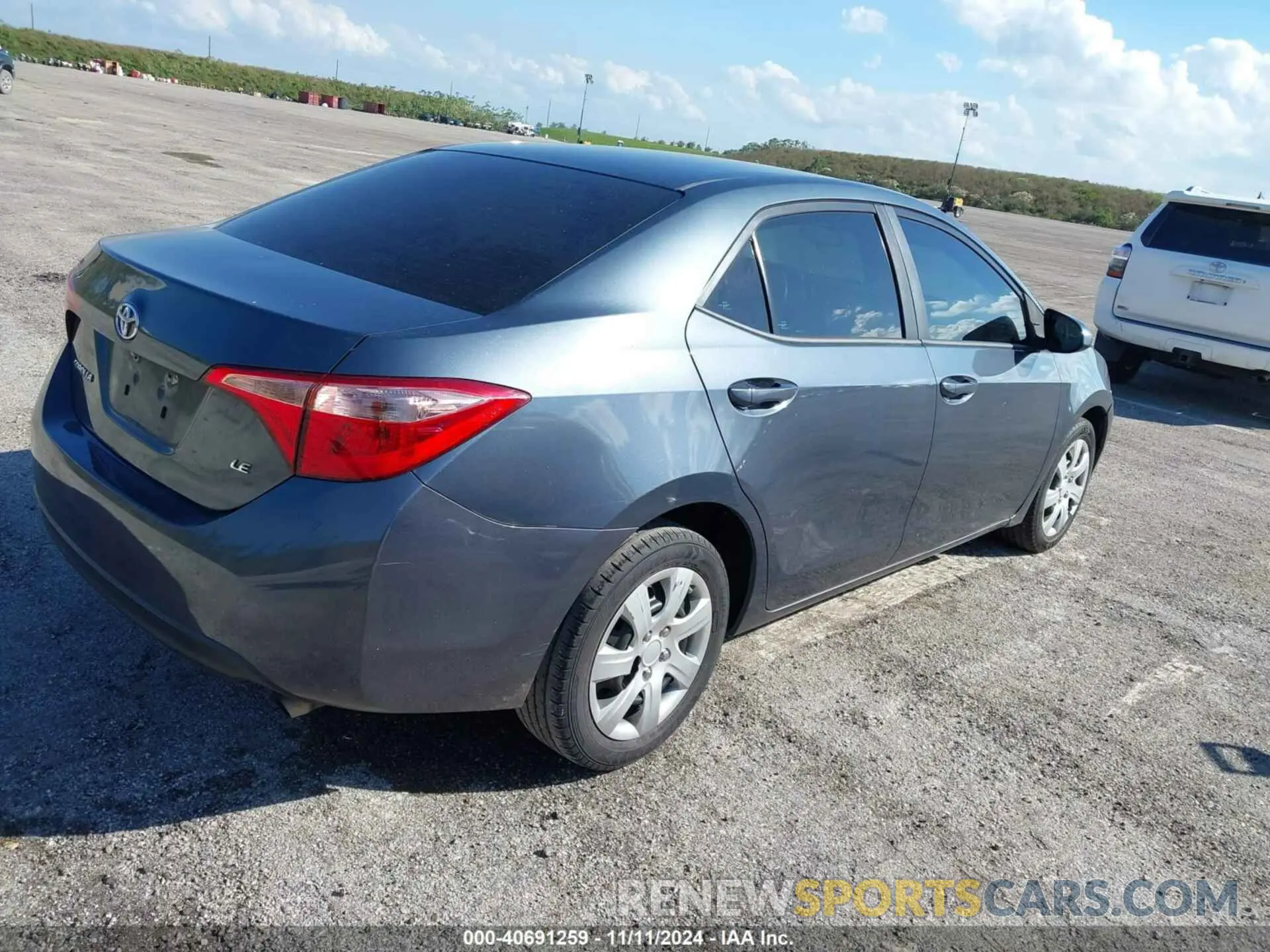 4 Photograph of a damaged car 5YFBURHE3KP890374 TOYOTA COROLLA 2019