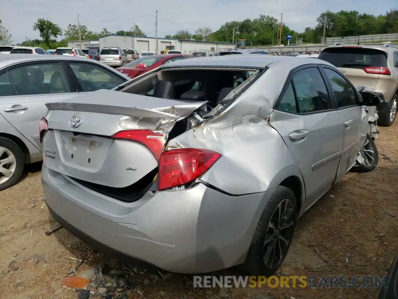 4 Photograph of a damaged car 5YFBURHE3KP891752 TOYOTA COROLLA 2019