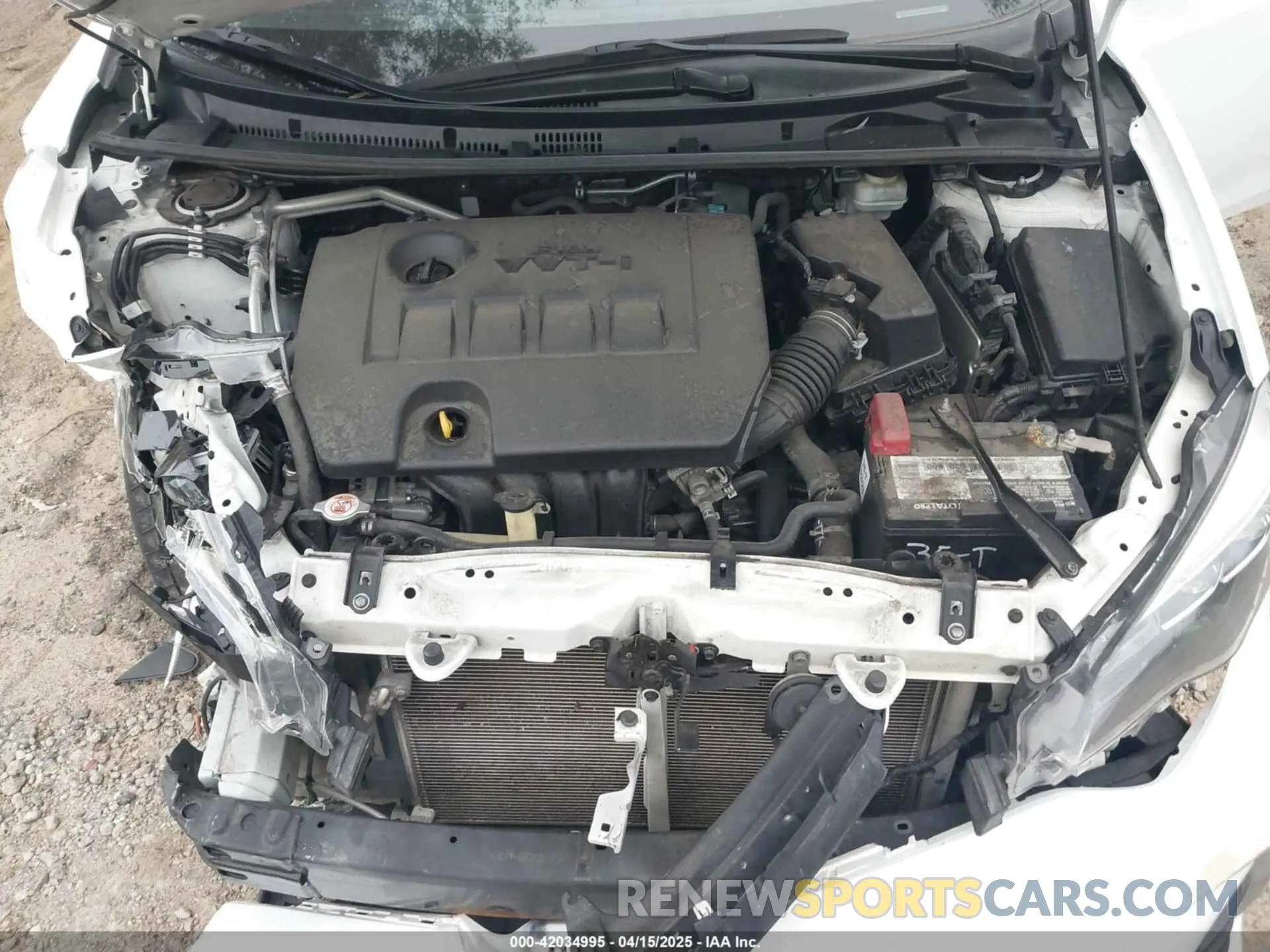 10 Photograph of a damaged car 5YFBURHE3KP895705 TOYOTA COROLLA 2019