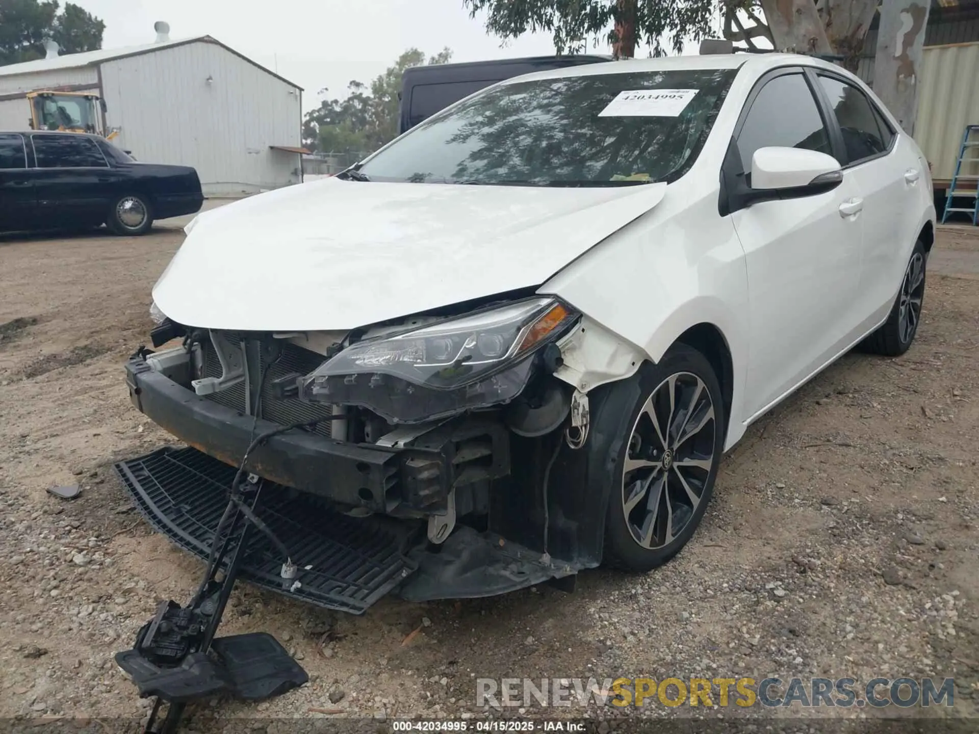 6 Photograph of a damaged car 5YFBURHE3KP895705 TOYOTA COROLLA 2019