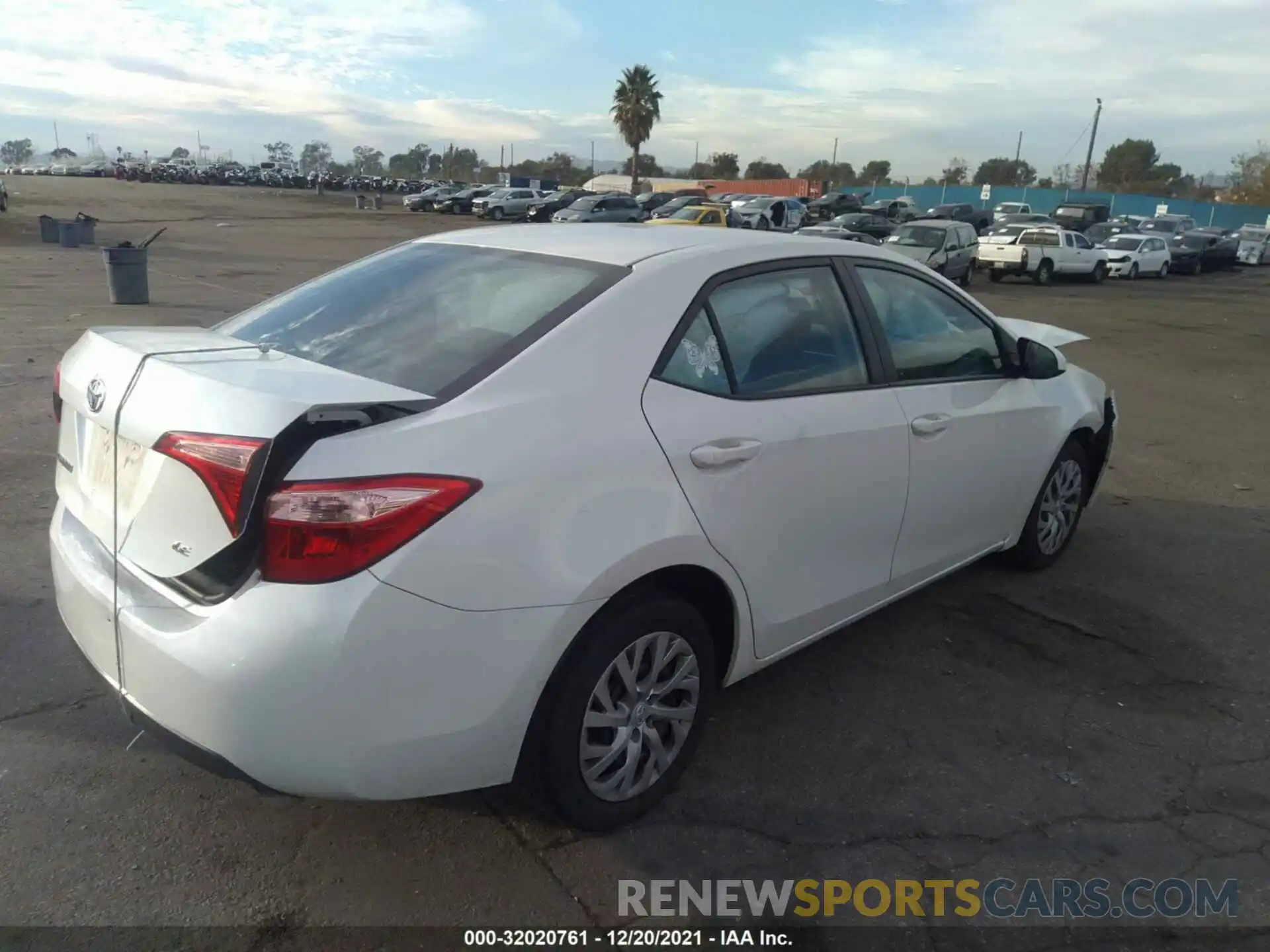 4 Photograph of a damaged car 5YFBURHE3KP896417 TOYOTA COROLLA 2019