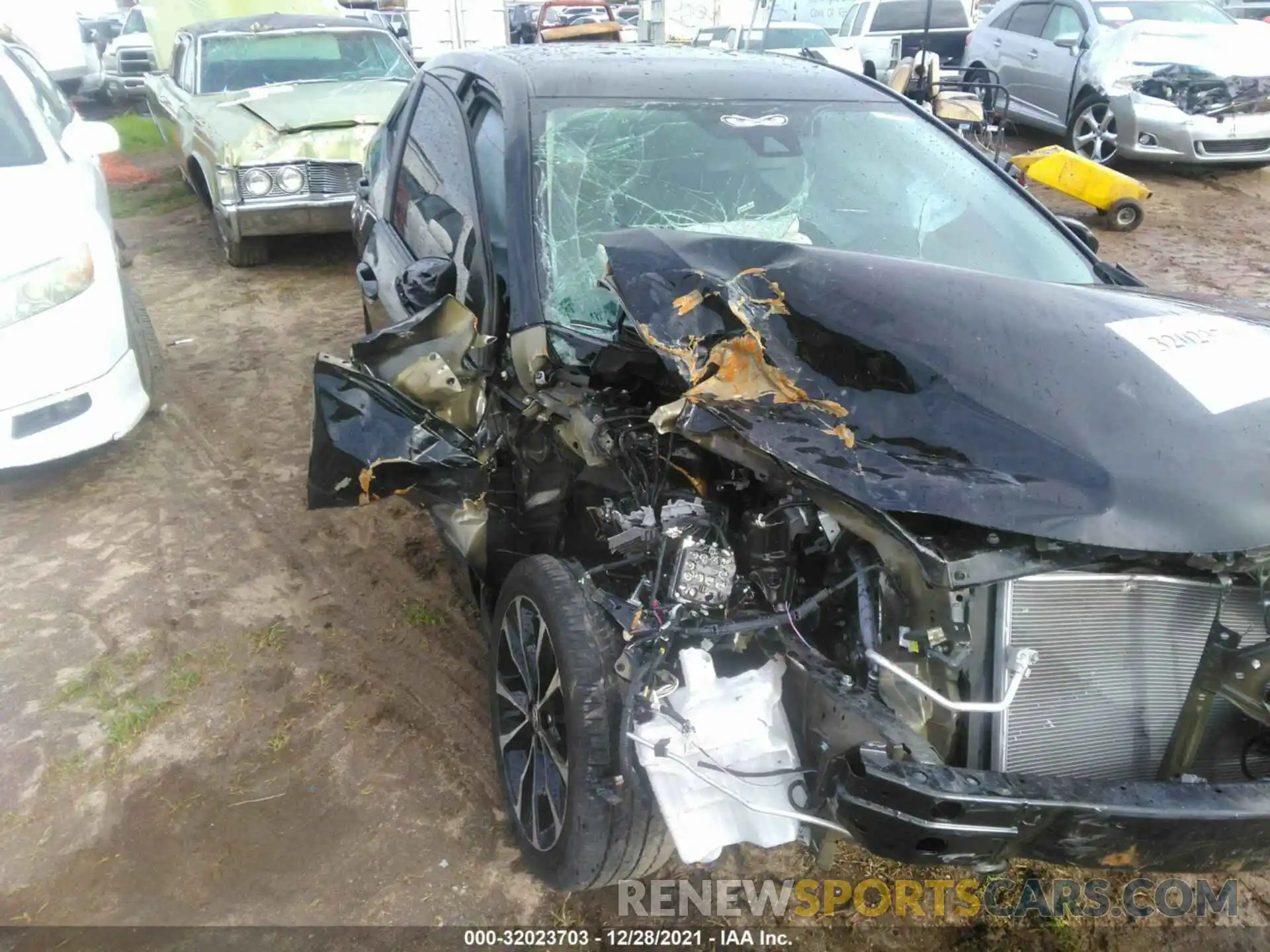 6 Photograph of a damaged car 5YFBURHE3KP898149 TOYOTA COROLLA 2019