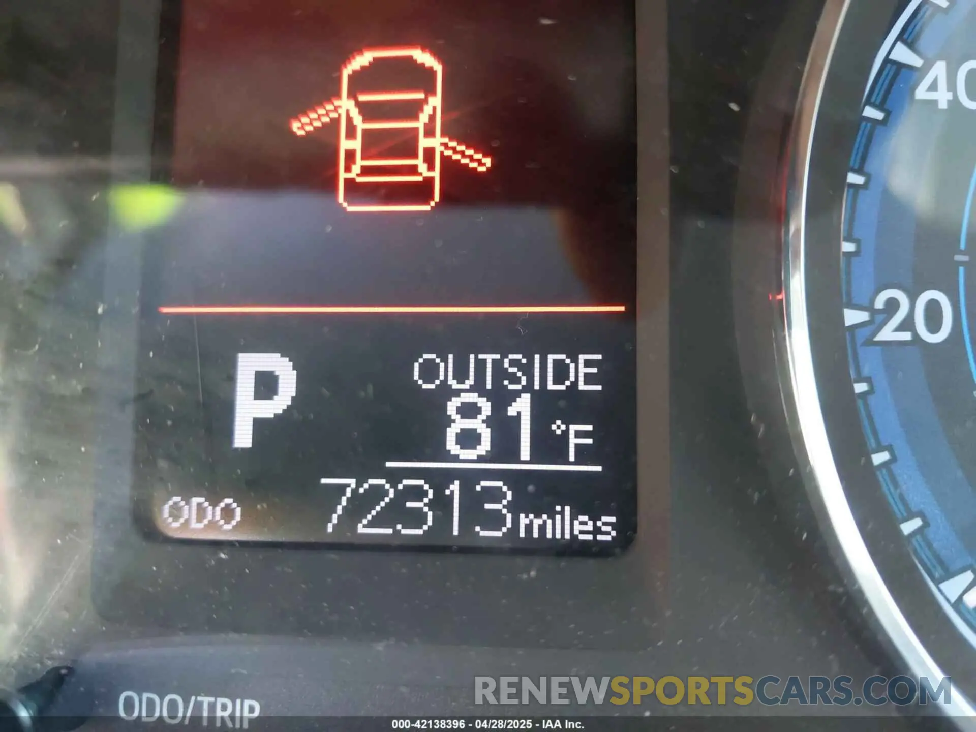 15 Photograph of a damaged car 5YFBURHE3KP902247 TOYOTA COROLLA 2019
