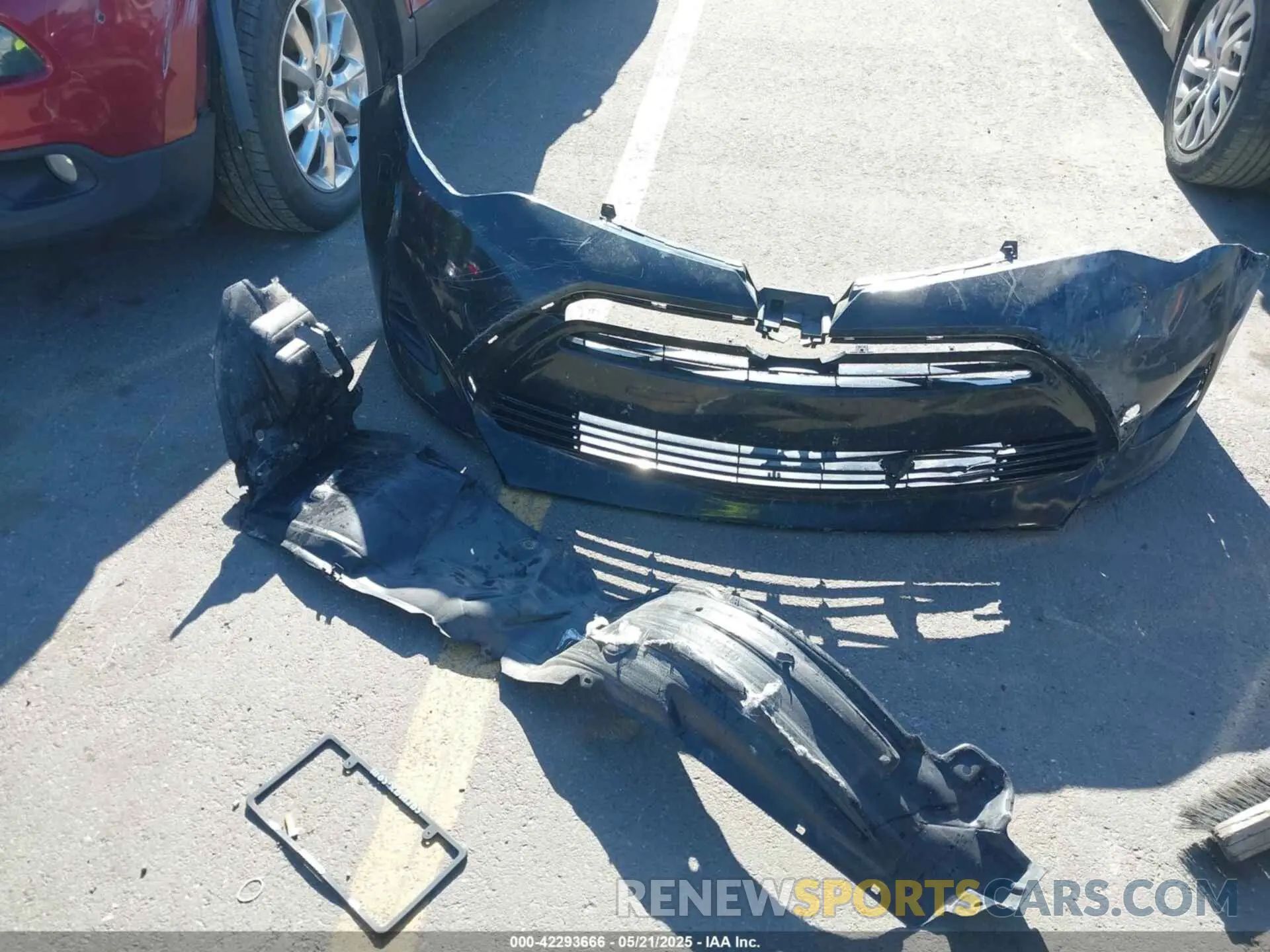 12 Photograph of a damaged car 5YFBURHE3KP903107 TOYOTA COROLLA 2019