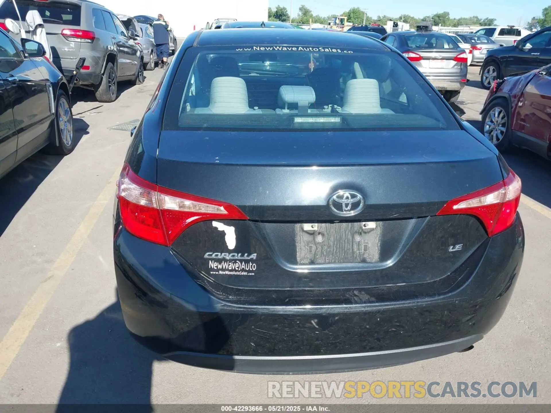 17 Photograph of a damaged car 5YFBURHE3KP903107 TOYOTA COROLLA 2019