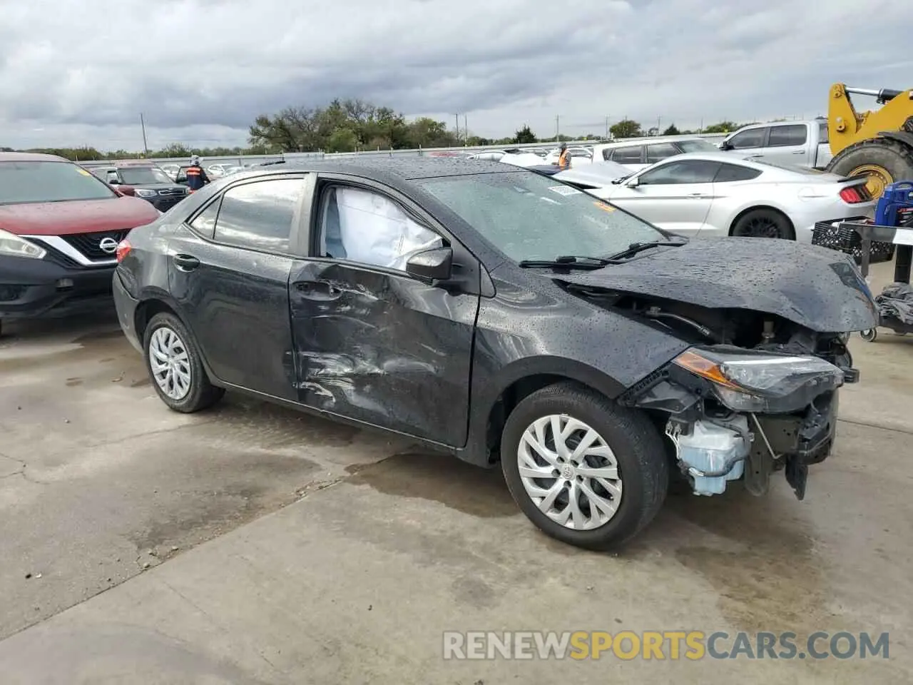 4 Photograph of a damaged car 5YFBURHE3KP908338 TOYOTA COROLLA 2019