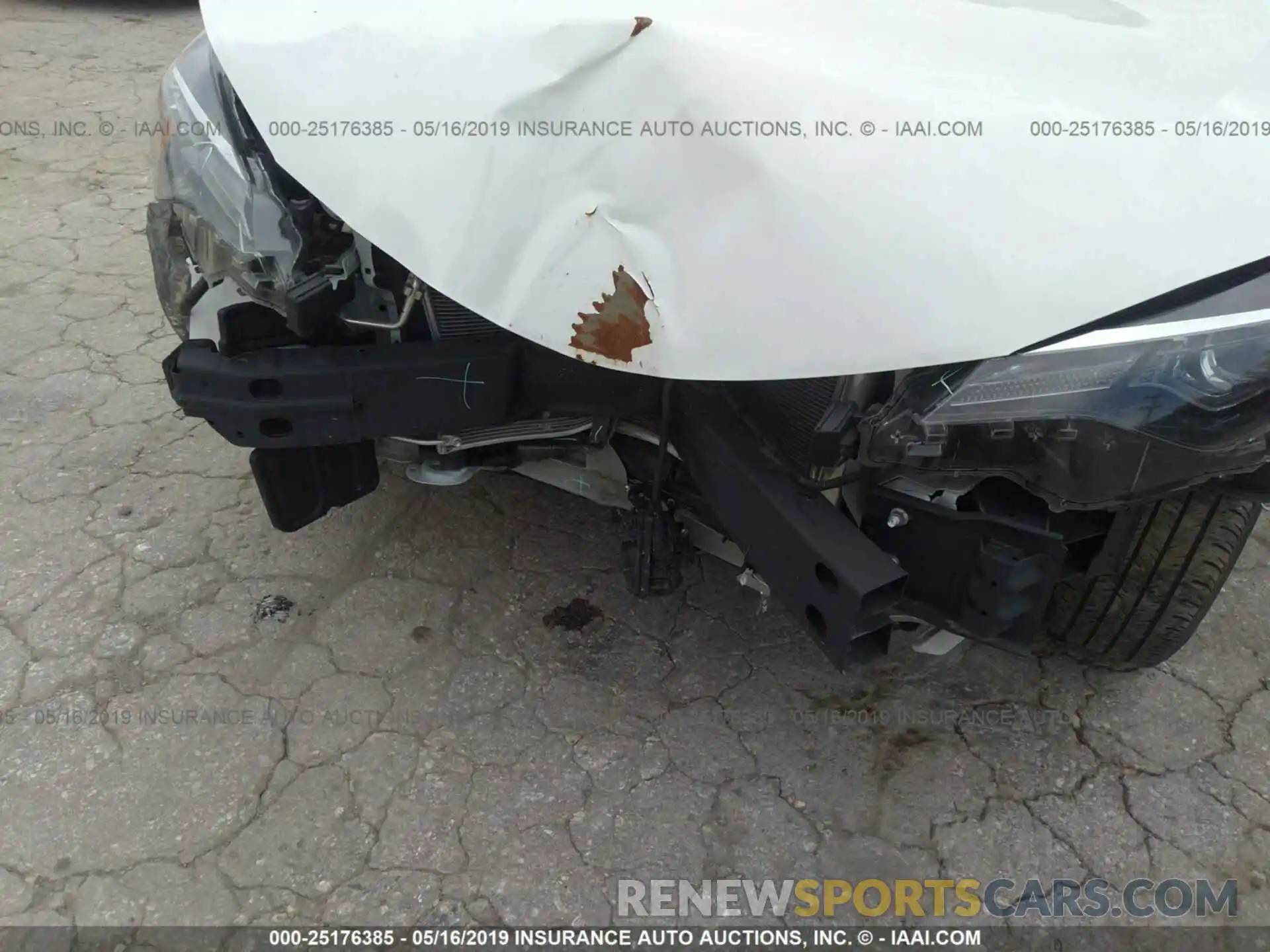 6 Photograph of a damaged car 5YFBURHE3KP909067 TOYOTA COROLLA 2019