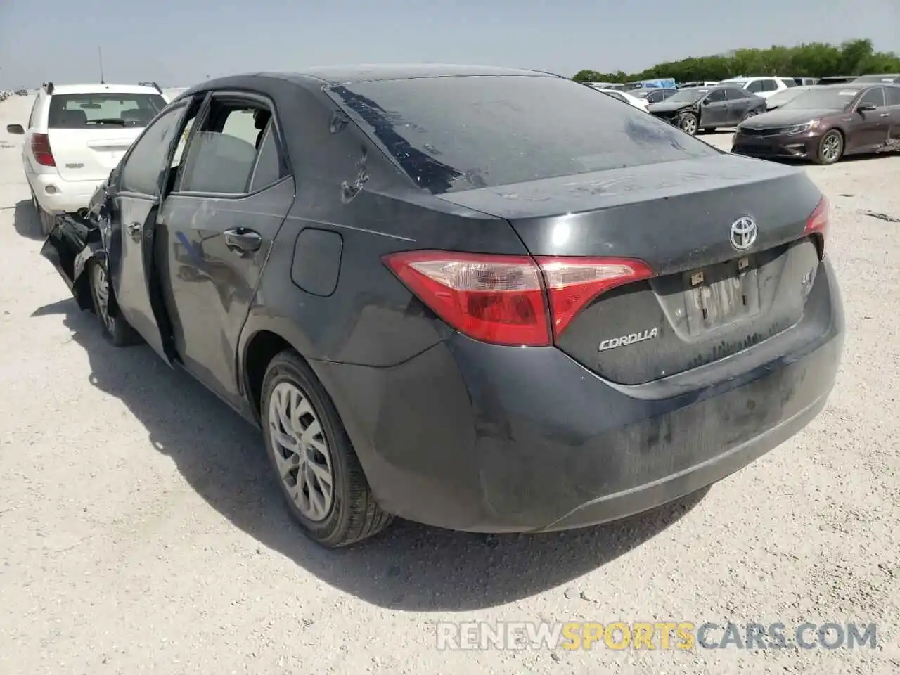 3 Photograph of a damaged car 5YFBURHE3KP909733 TOYOTA COROLLA 2019