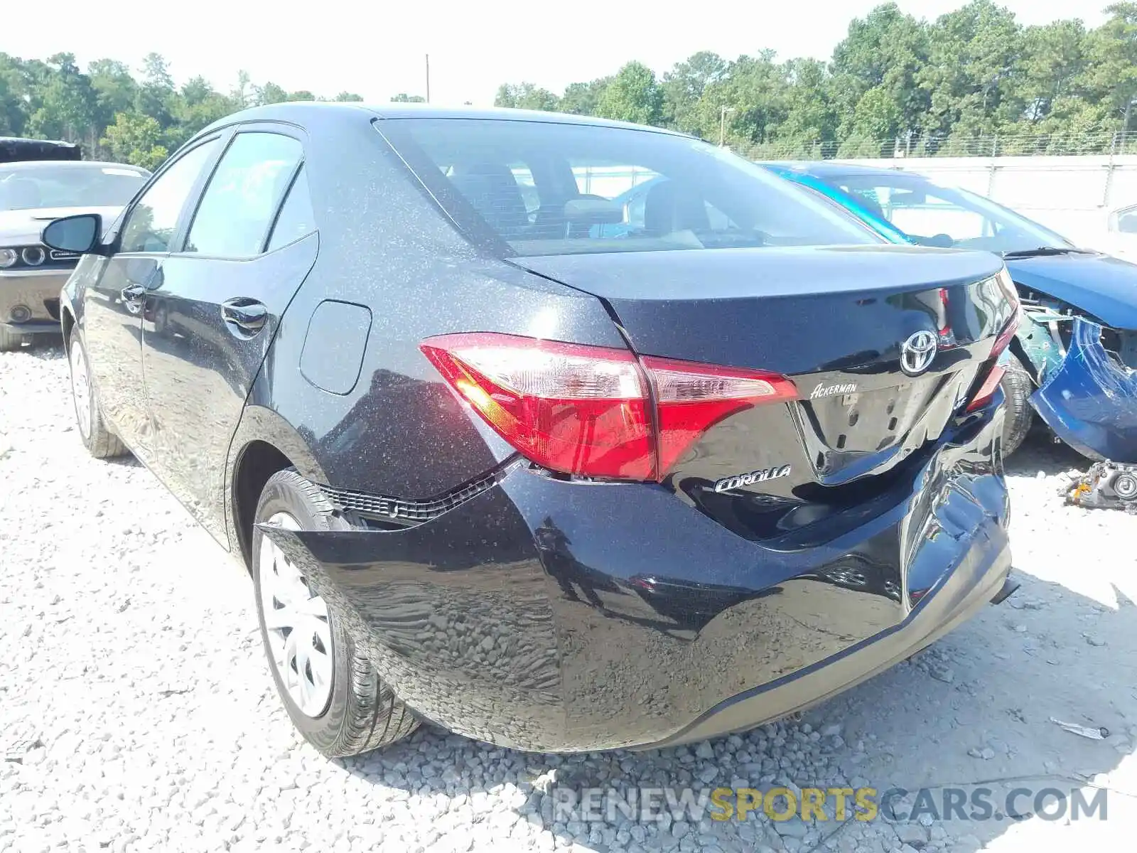 3 Photograph of a damaged car 5YFBURHE3KP912390 TOYOTA COROLLA 2019