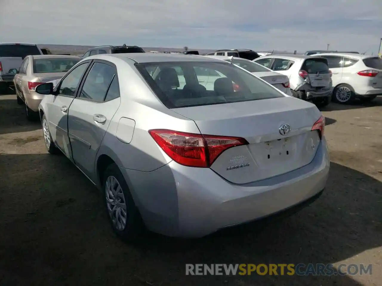 3 Photograph of a damaged car 5YFBURHE3KP917671 TOYOTA COROLLA 2019