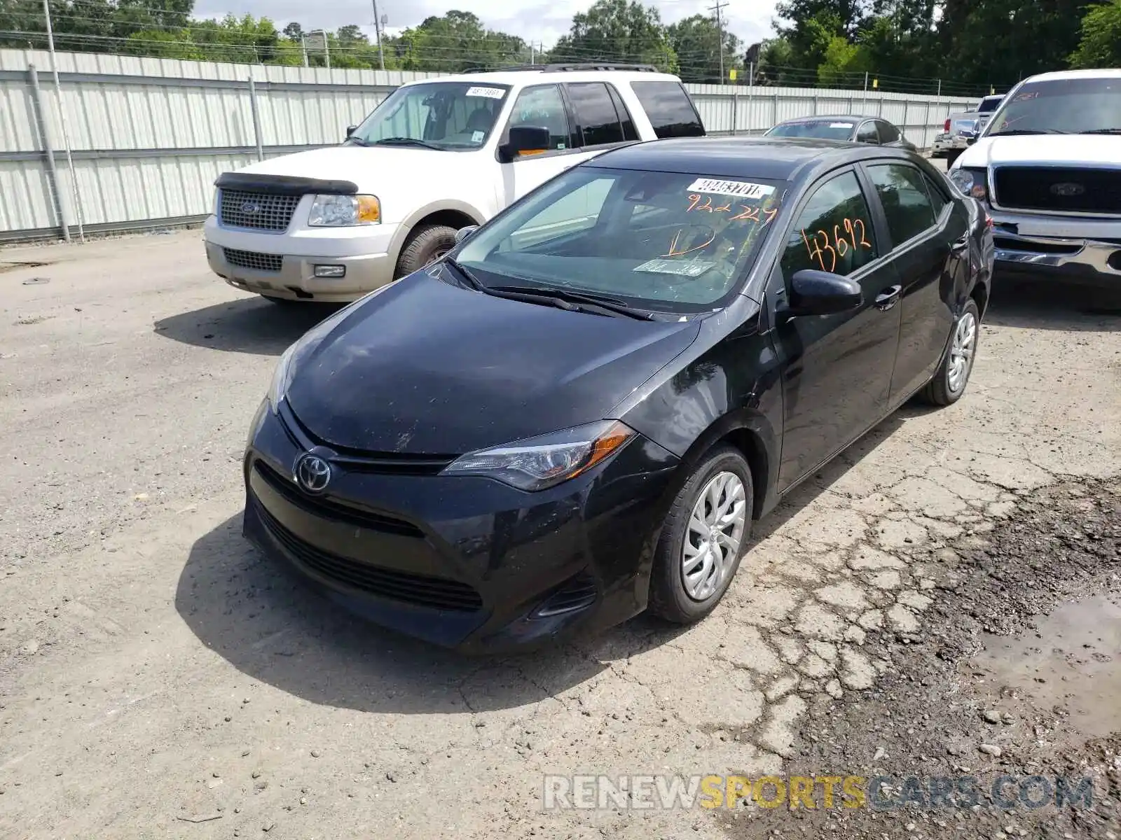 2 Photograph of a damaged car 5YFBURHE3KP922529 TOYOTA COROLLA 2019