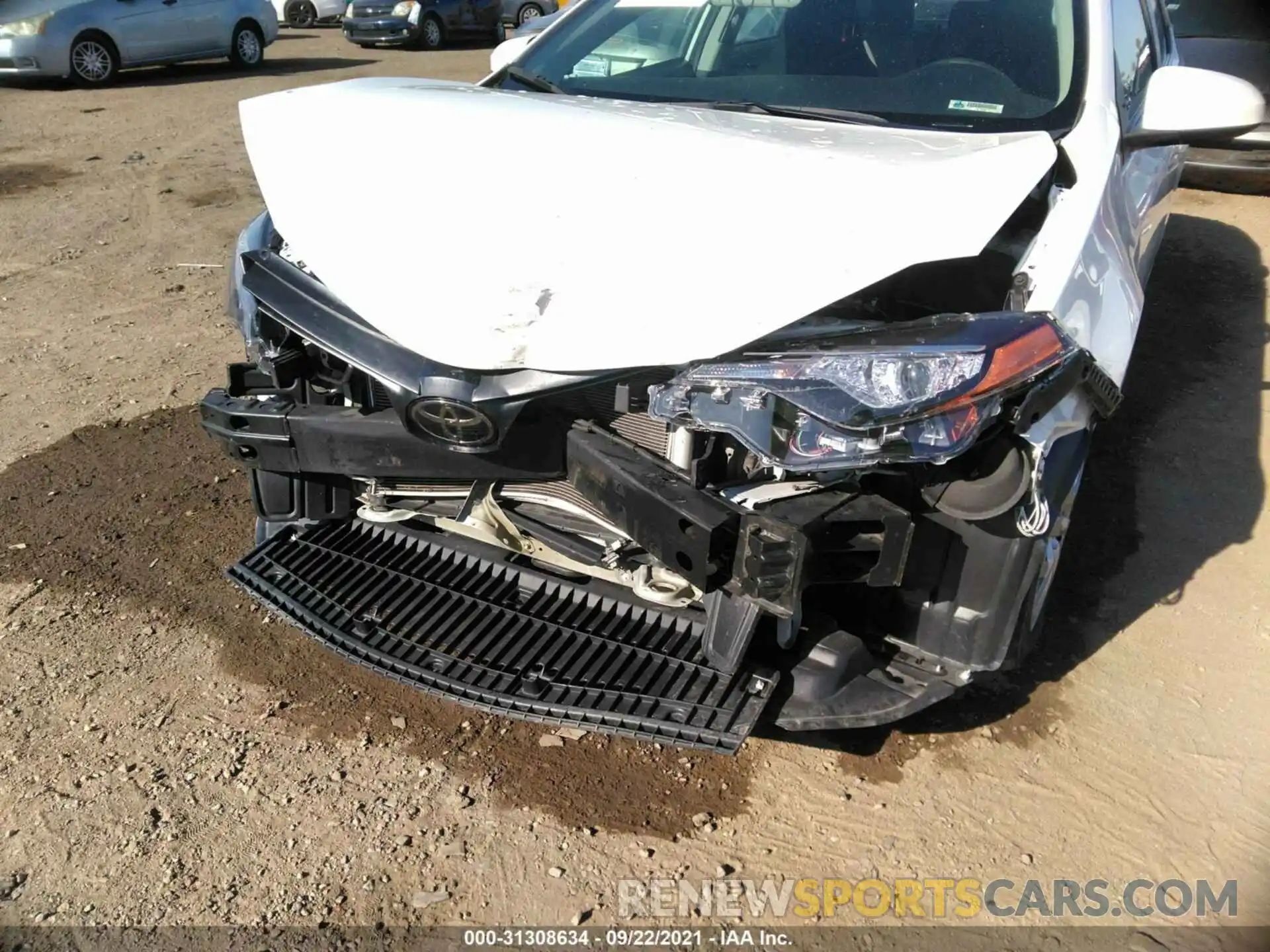 6 Photograph of a damaged car 5YFBURHE3KP922837 TOYOTA COROLLA 2019