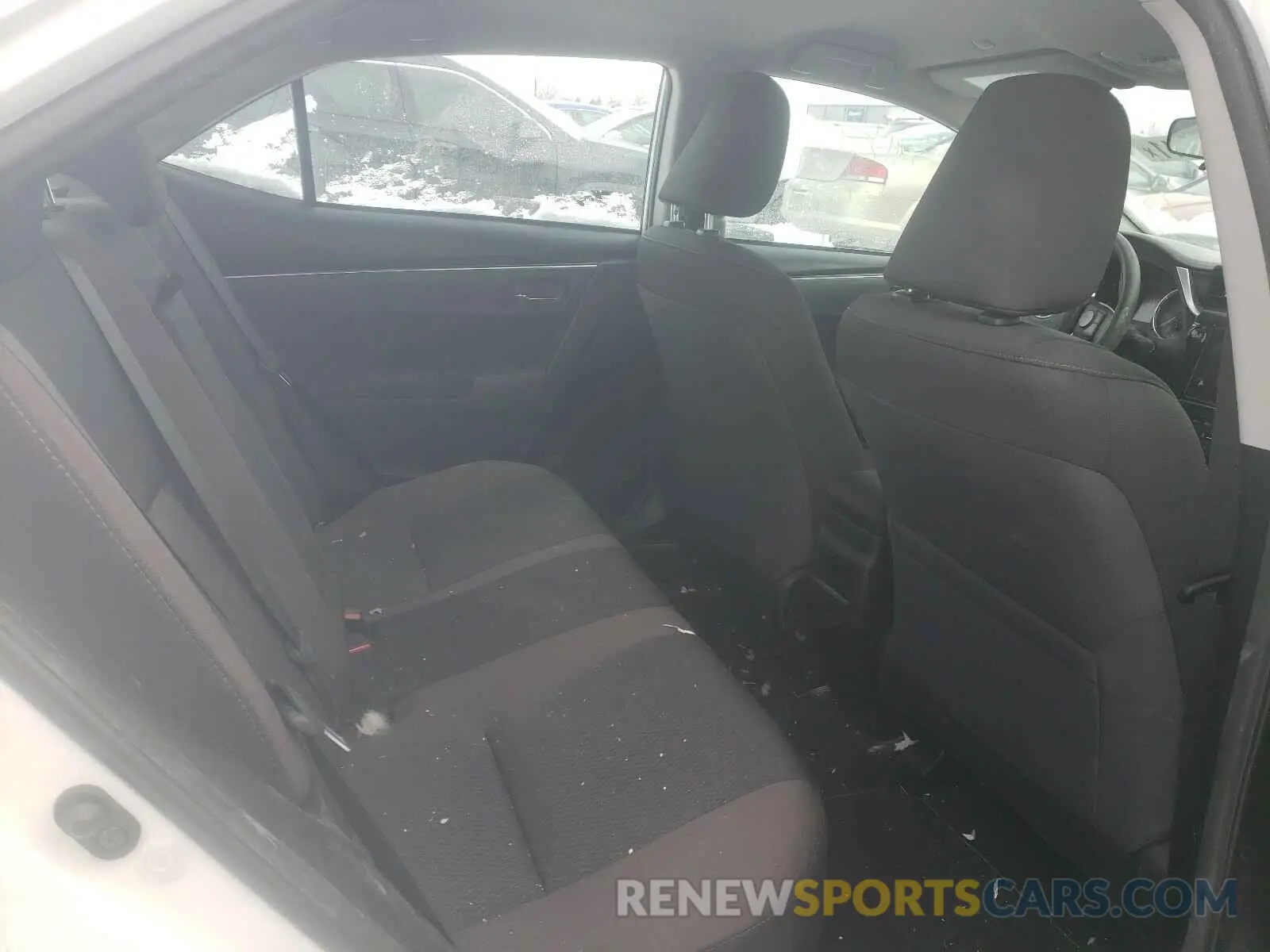 6 Photograph of a damaged car 5YFBURHE3KP923809 TOYOTA COROLLA 2019