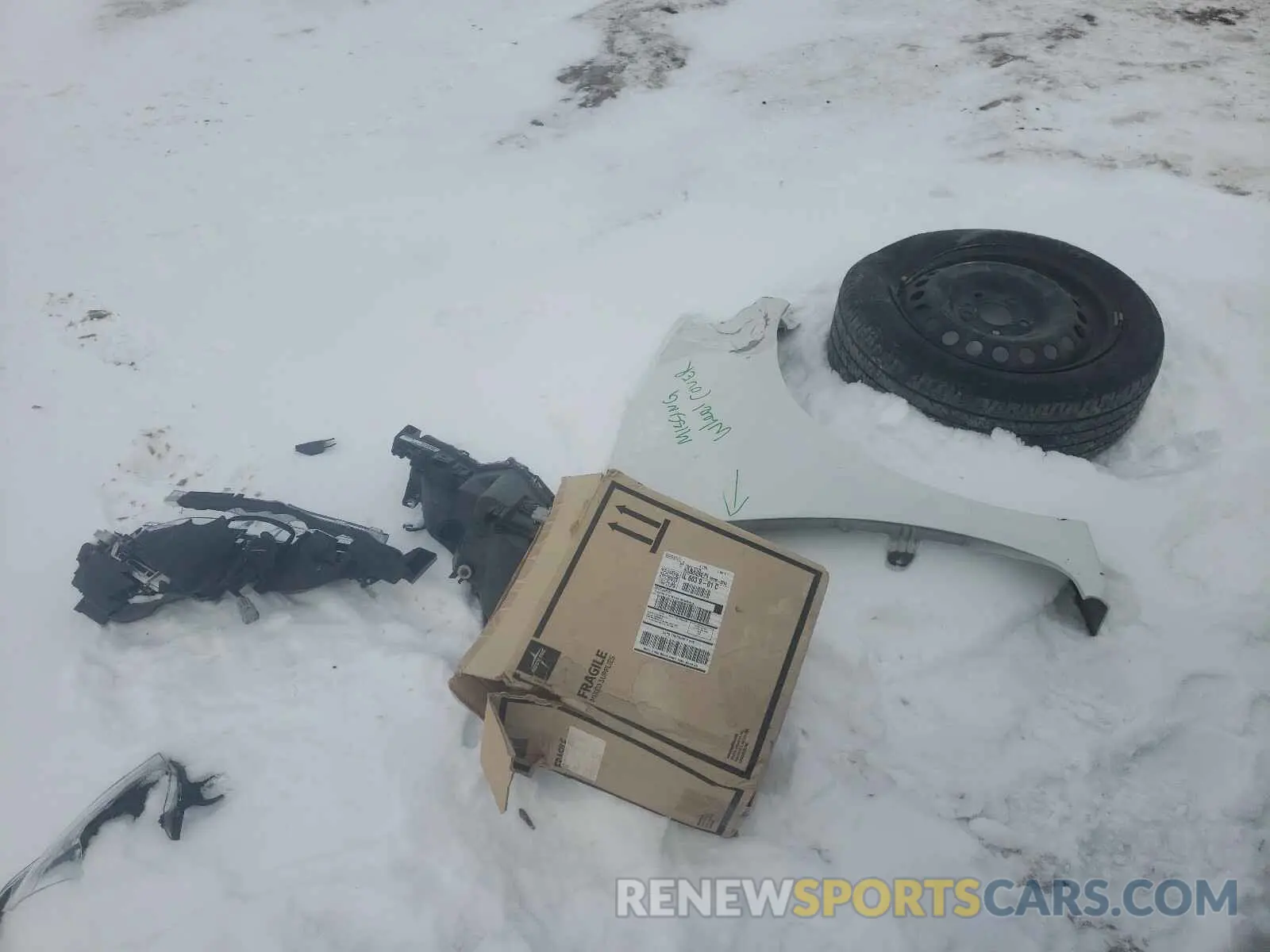 9 Photograph of a damaged car 5YFBURHE3KP923809 TOYOTA COROLLA 2019