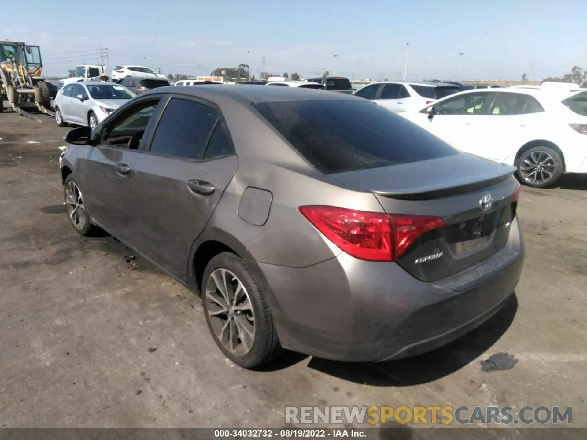 3 Photograph of a damaged car 5YFBURHE3KP926855 TOYOTA COROLLA 2019