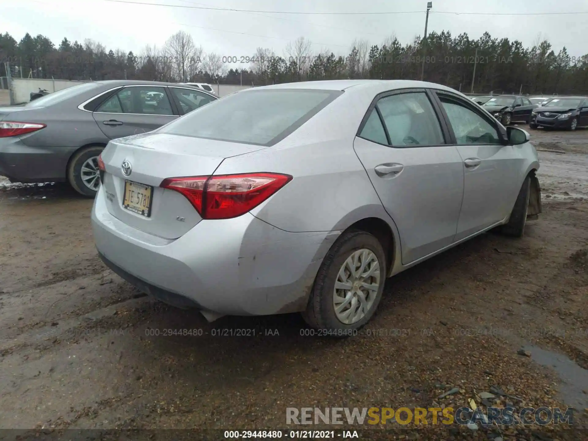 4 Photograph of a damaged car 5YFBURHE3KP928668 TOYOTA COROLLA 2019