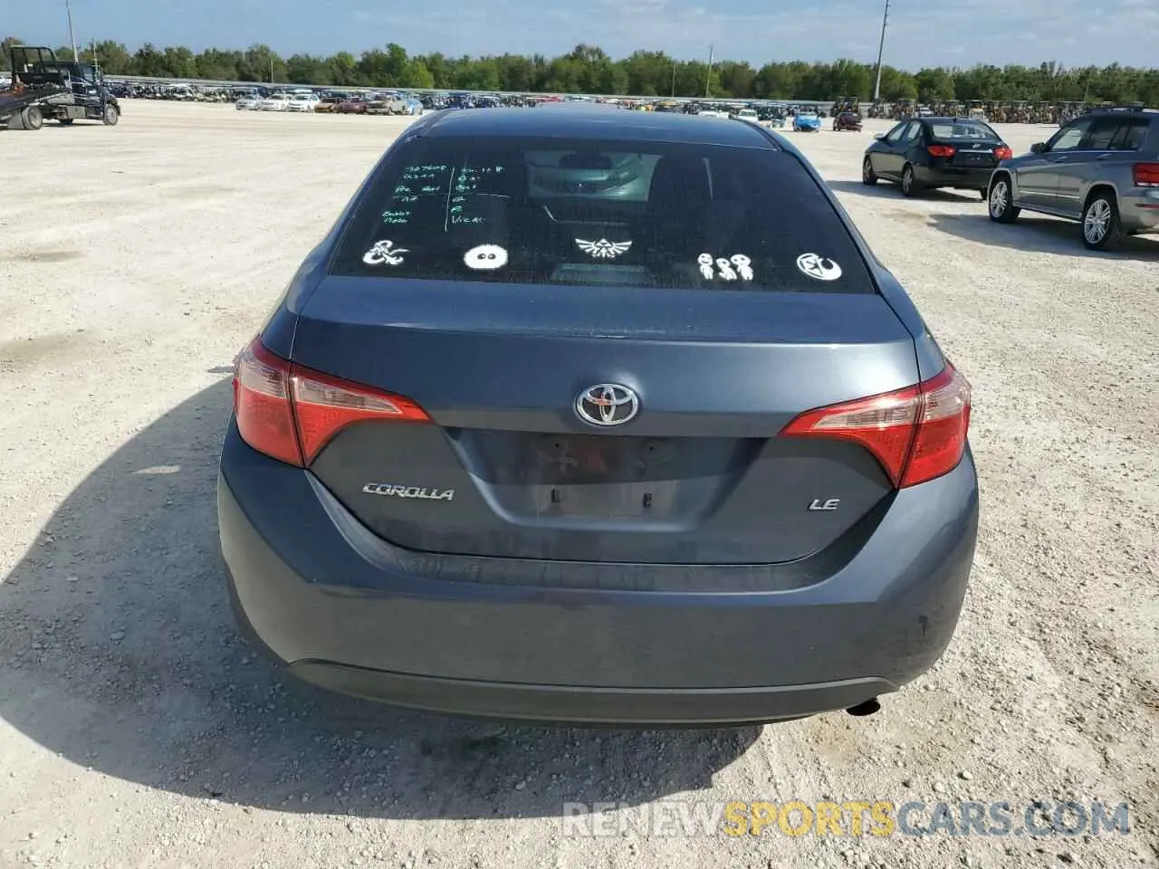 6 Photograph of a damaged car 5YFBURHE3KP932624 TOYOTA COROLLA 2019
