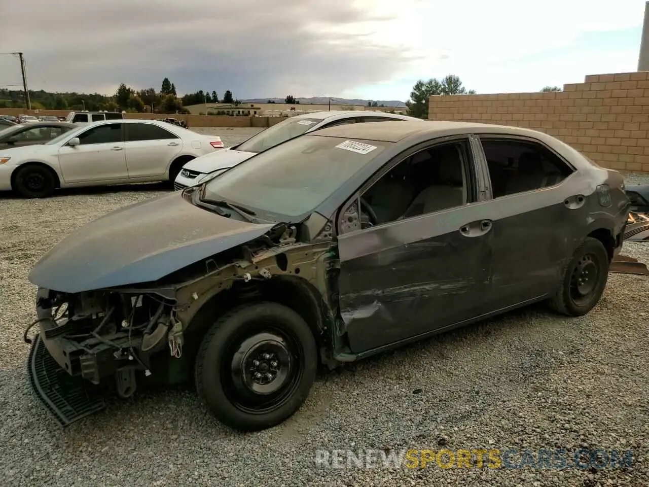 1 Photograph of a damaged car 5YFBURHE3KP933630 TOYOTA COROLLA 2019