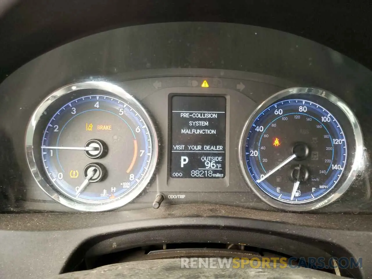 9 Photograph of a damaged car 5YFBURHE3KP933630 TOYOTA COROLLA 2019