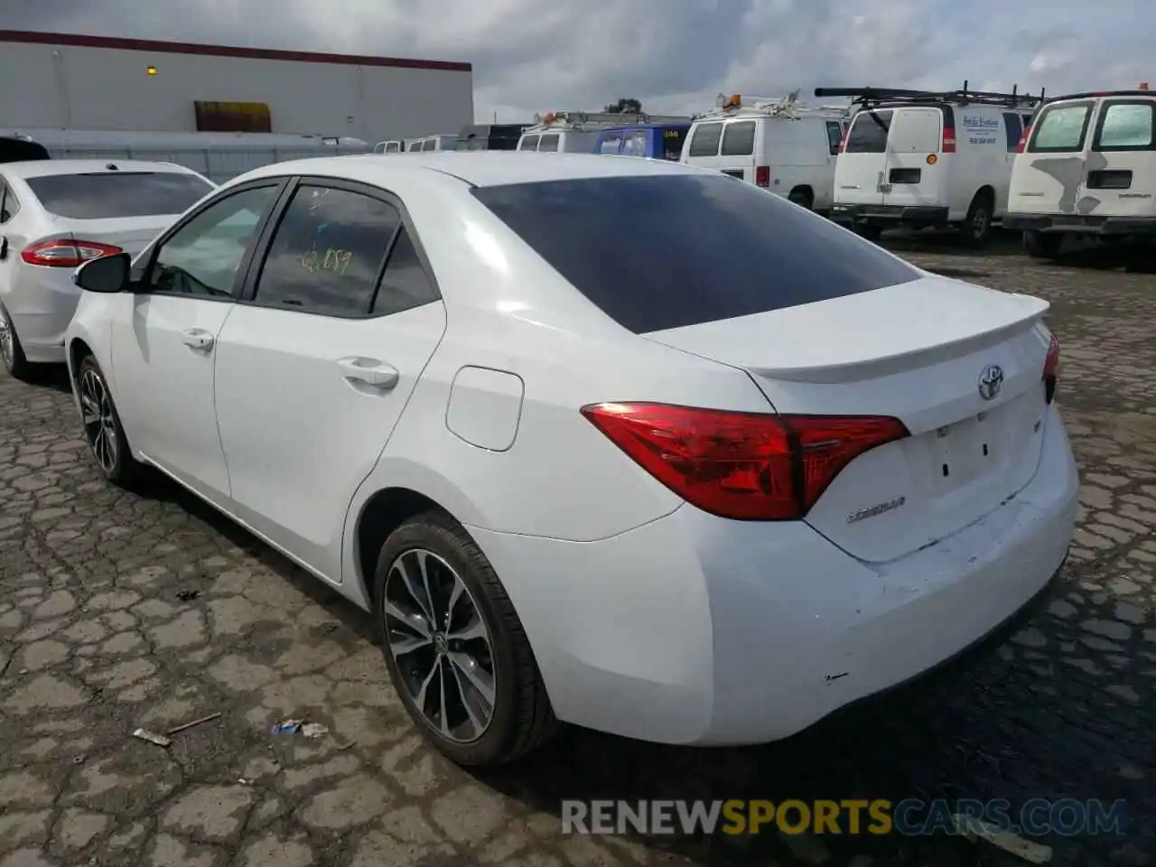 3 Photograph of a damaged car 5YFBURHE3KP934857 TOYOTA COROLLA 2019