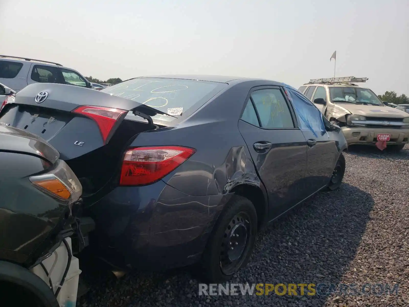 4 Photograph of a damaged car 5YFBURHE3KP936981 TOYOTA COROLLA 2019