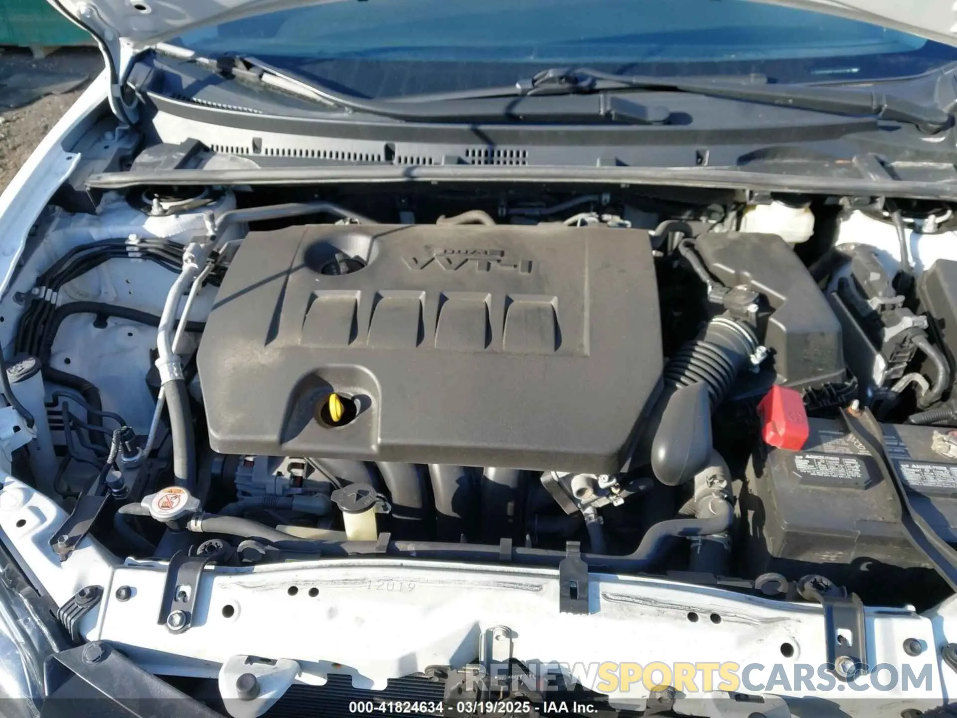 10 Photograph of a damaged car 5YFBURHE3KP937225 TOYOTA COROLLA 2019