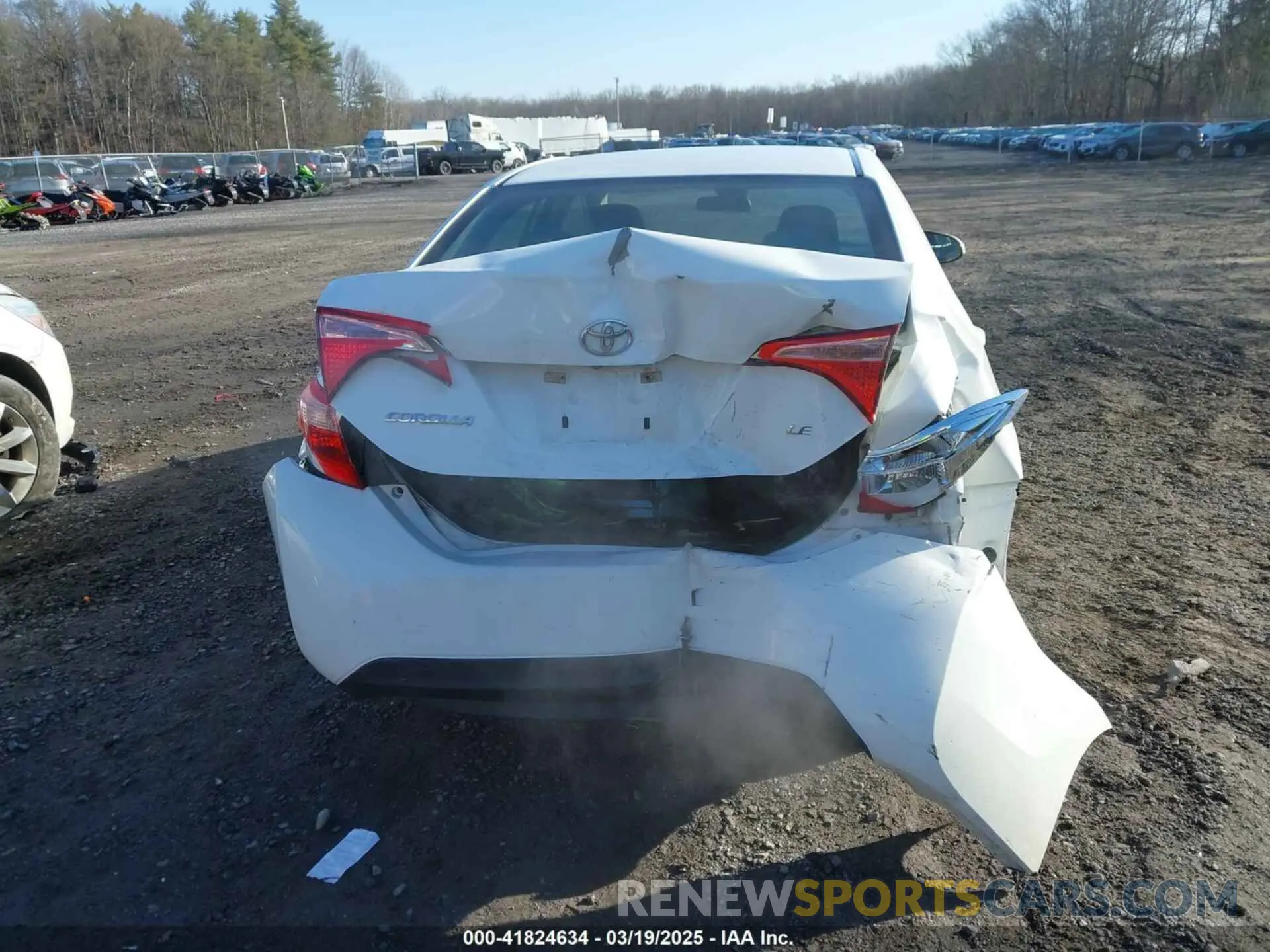 16 Photograph of a damaged car 5YFBURHE3KP937225 TOYOTA COROLLA 2019