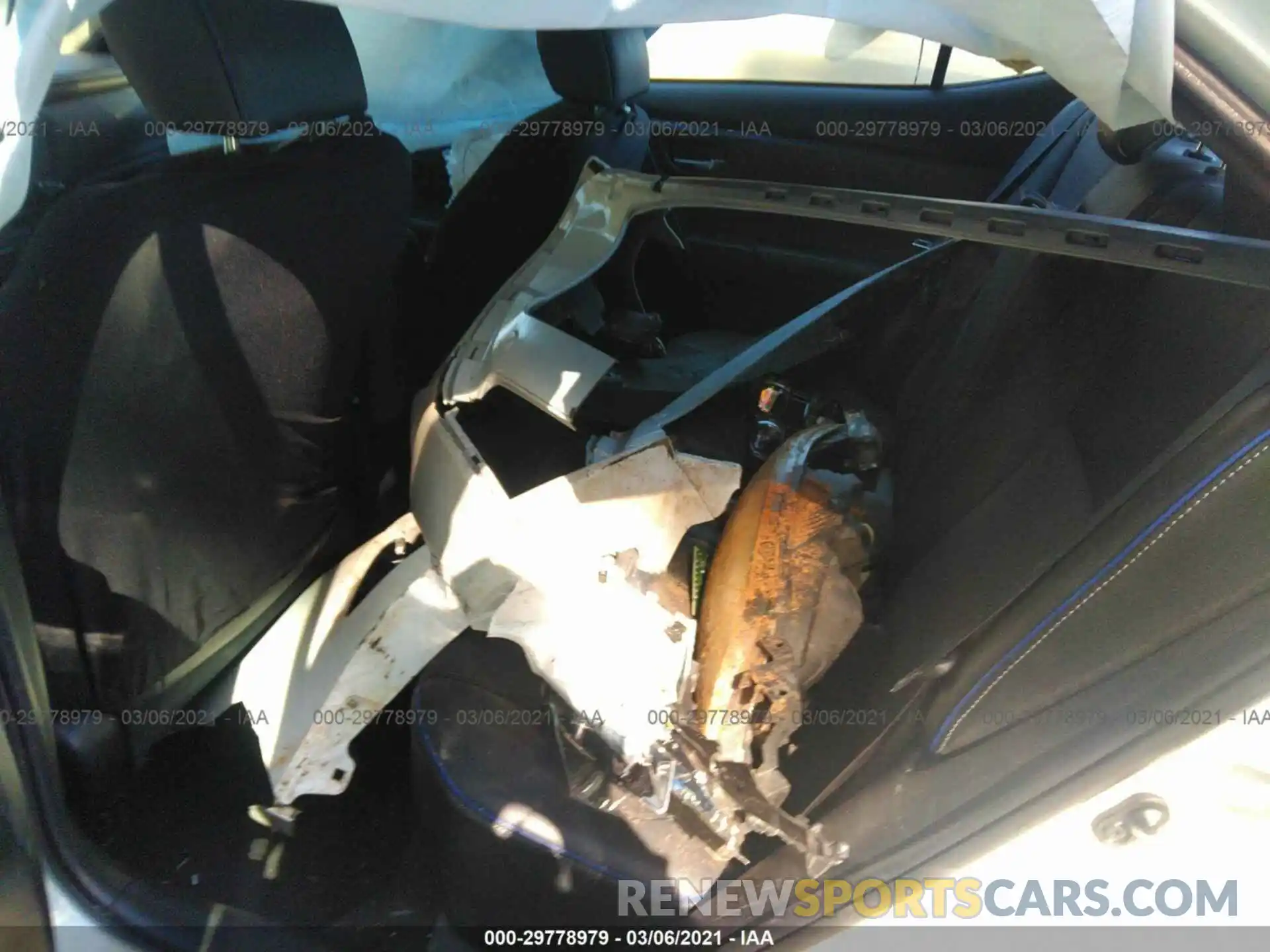 8 Photograph of a damaged car 5YFBURHE3KP938620 TOYOTA COROLLA 2019