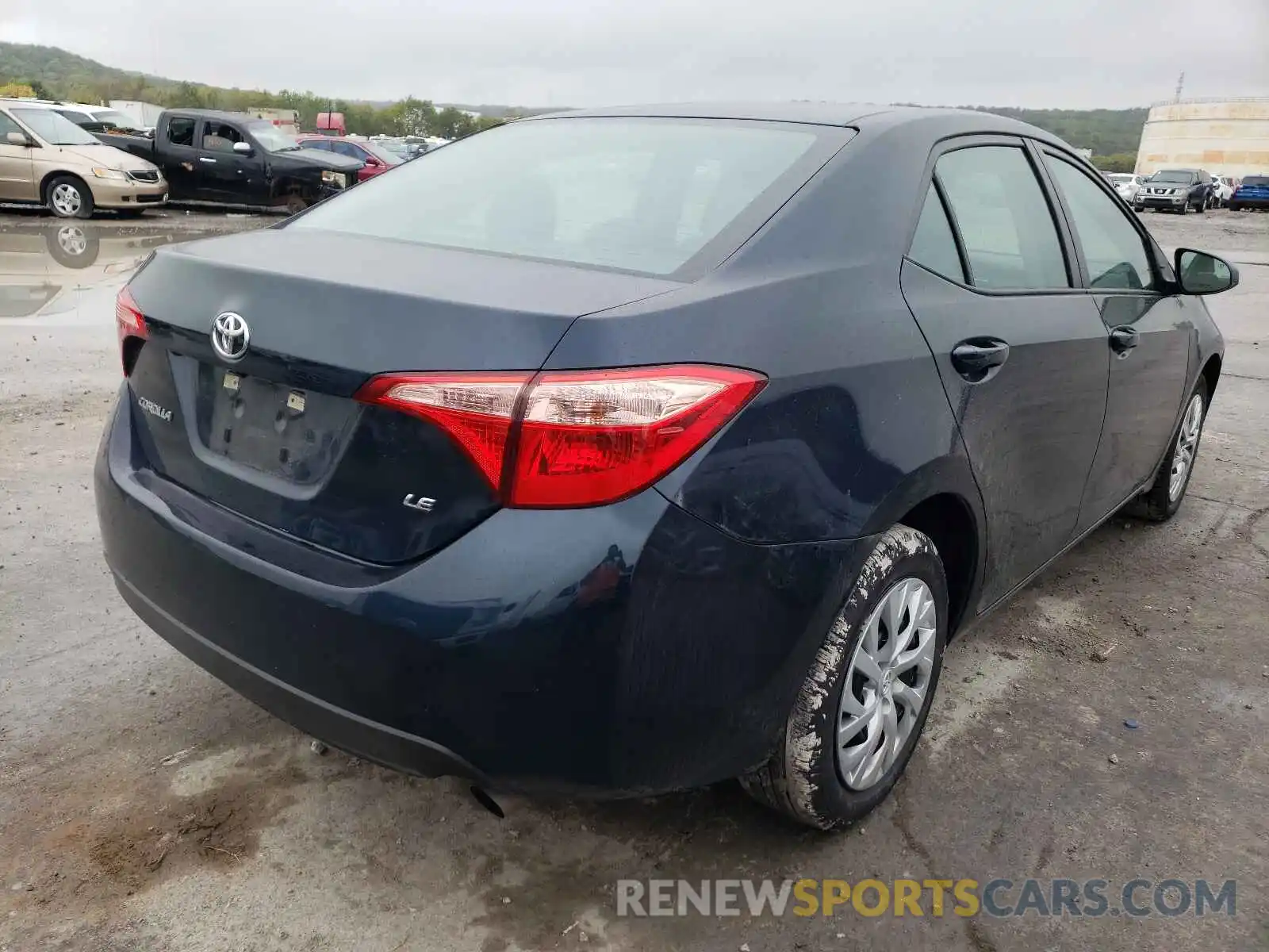 4 Photograph of a damaged car 5YFBURHE3KP938987 TOYOTA COROLLA 2019