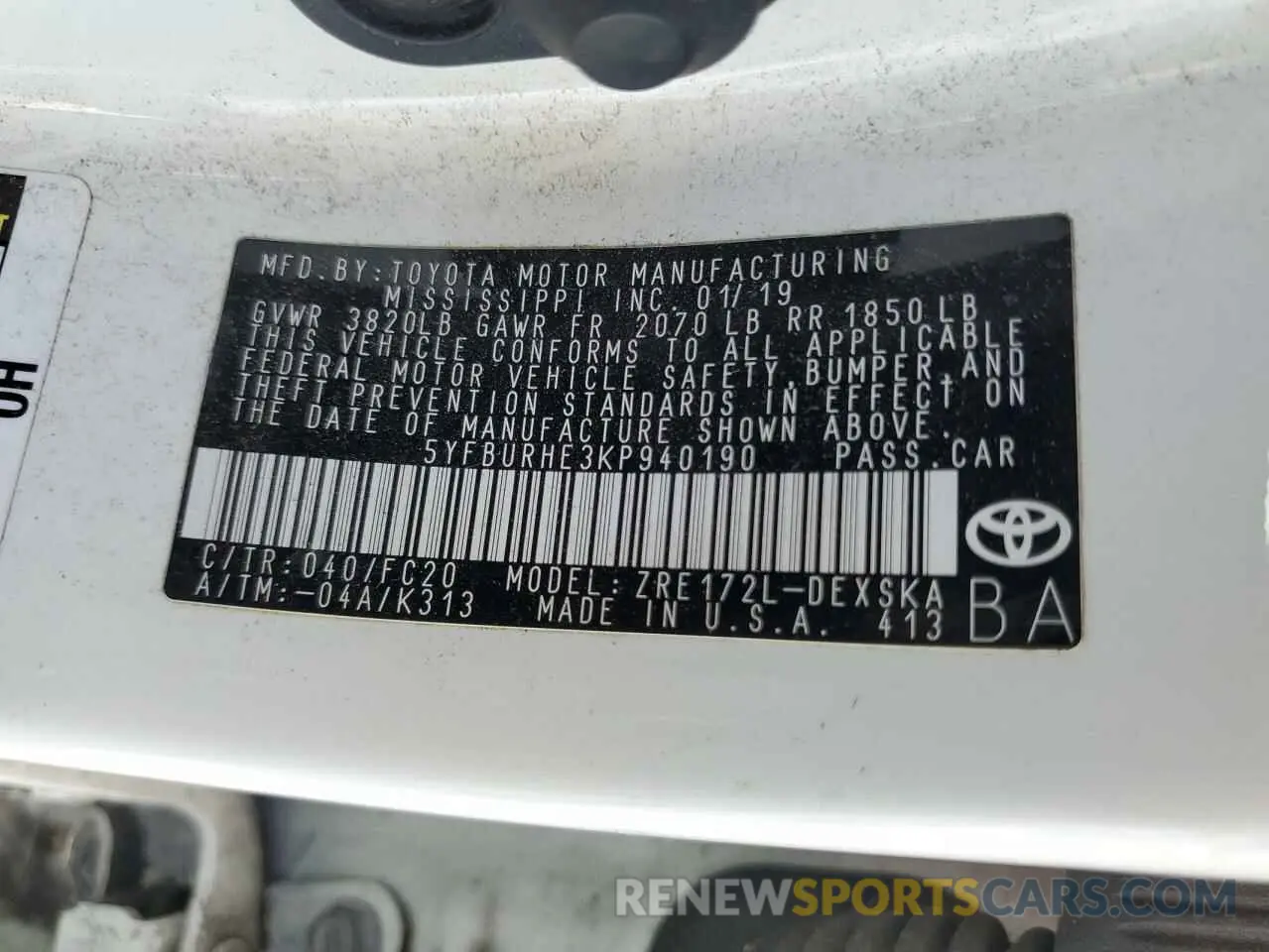 14 Photograph of a damaged car 5YFBURHE3KP940190 TOYOTA COROLLA 2019