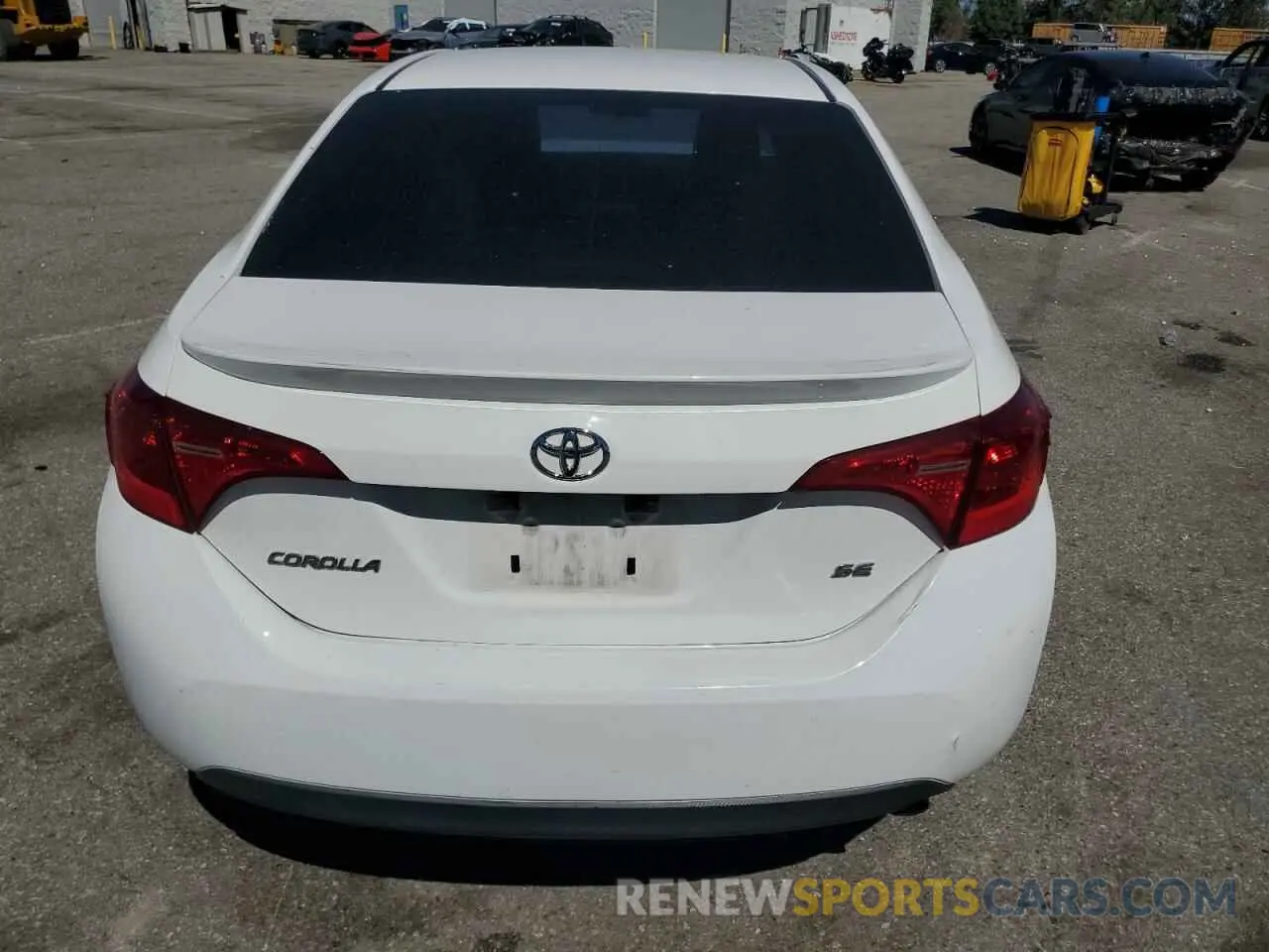 6 Photograph of a damaged car 5YFBURHE3KP940190 TOYOTA COROLLA 2019