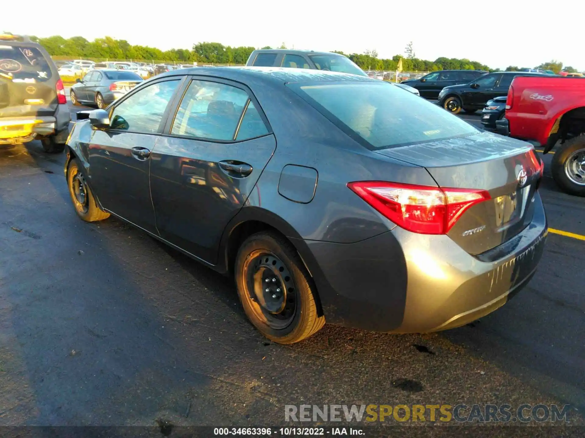 3 Photograph of a damaged car 5YFBURHE3KP940559 TOYOTA COROLLA 2019