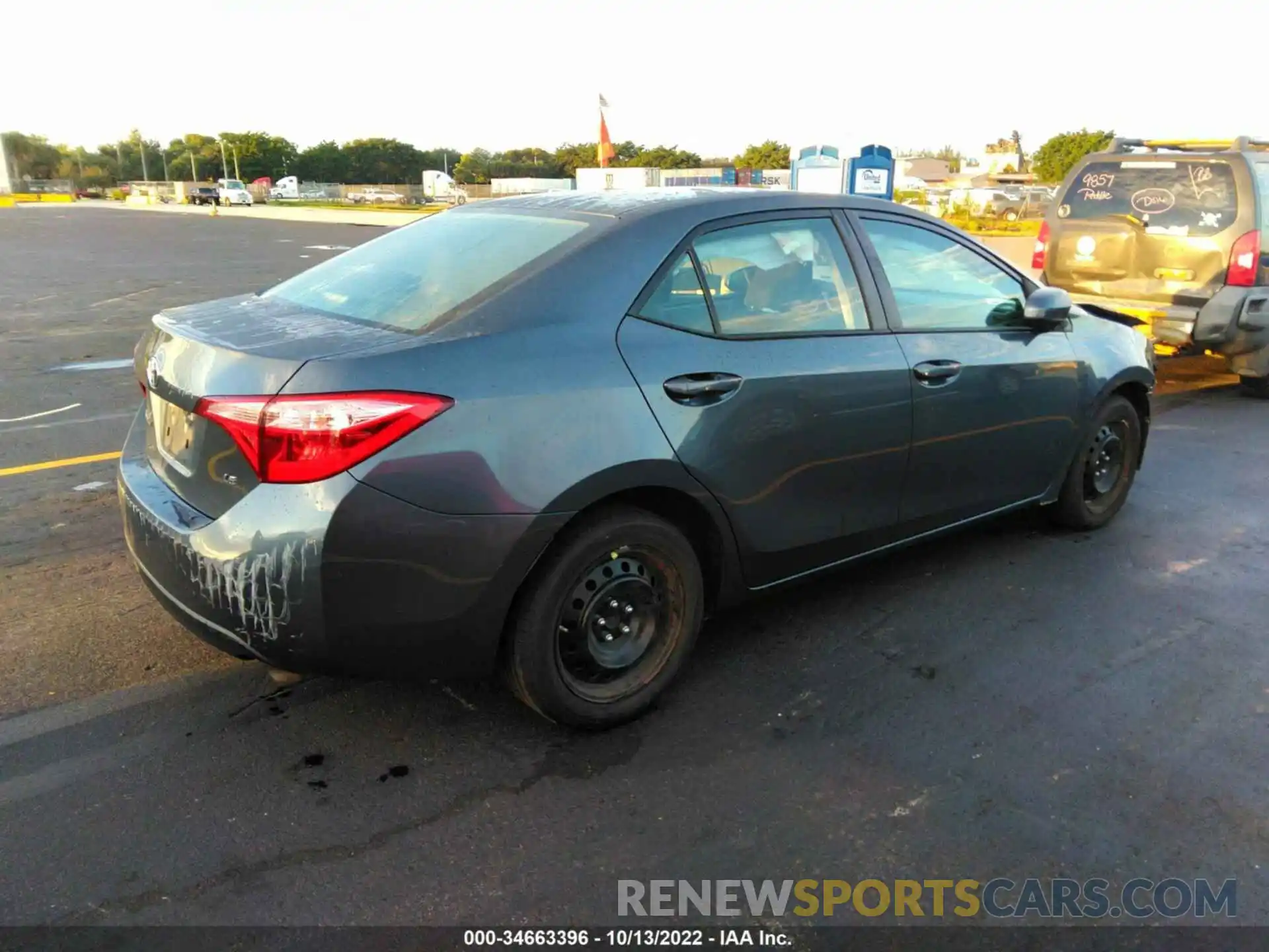 4 Photograph of a damaged car 5YFBURHE3KP940559 TOYOTA COROLLA 2019