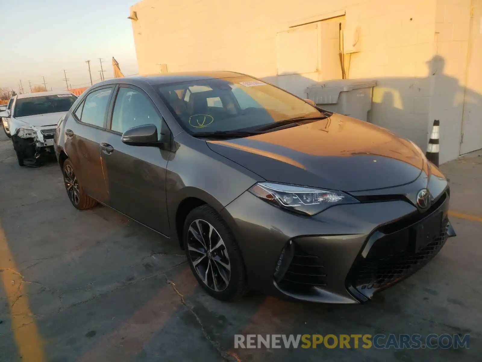 1 Photograph of a damaged car 5YFBURHE3KP942540 TOYOTA COROLLA 2019