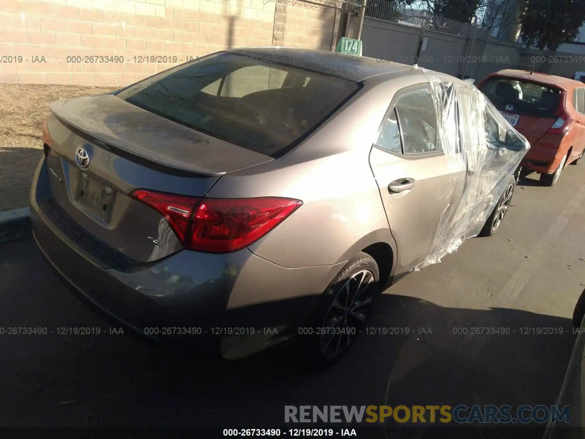 4 Photograph of a damaged car 5YFBURHE3KP946622 TOYOTA COROLLA 2019