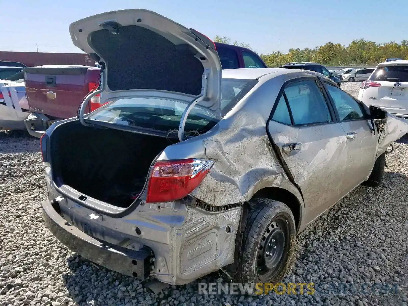 4 Photograph of a damaged car 5YFBURHE3KP948063 TOYOTA COROLLA 2019