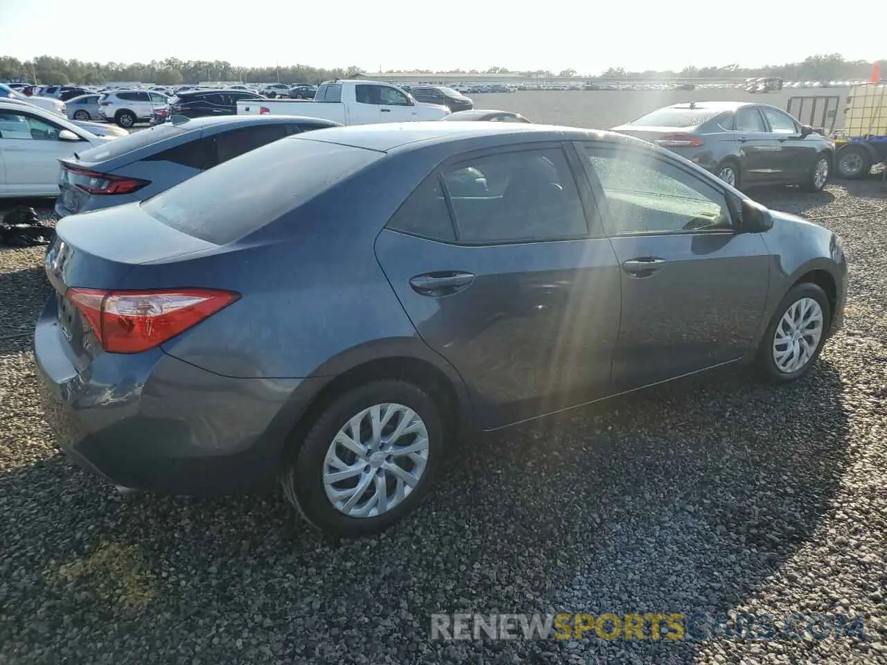 3 Photograph of a damaged car 5YFBURHE3KP949410 TOYOTA COROLLA 2019