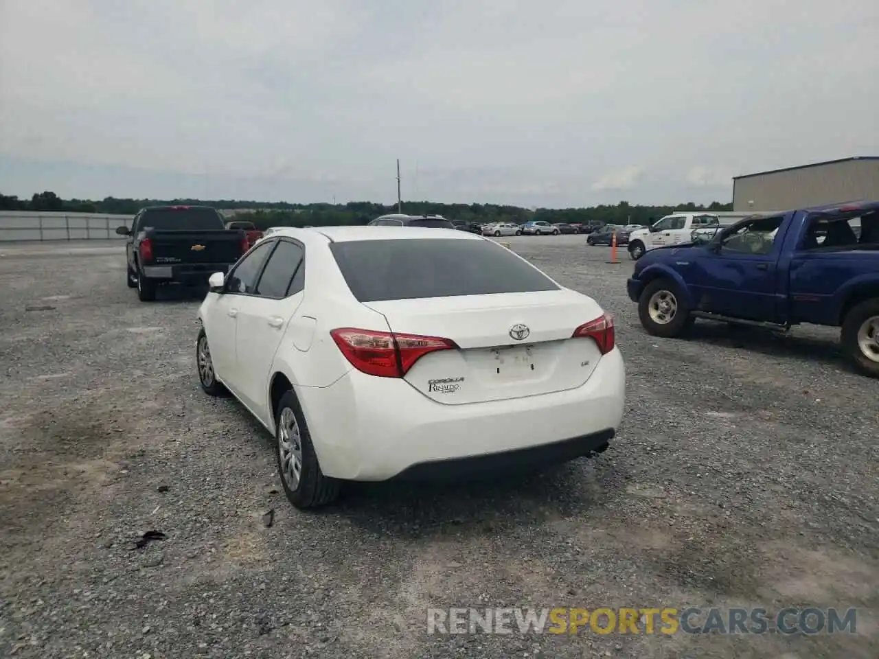 3 Photograph of a damaged car 5YFBURHE4KP858985 TOYOTA COROLLA 2019