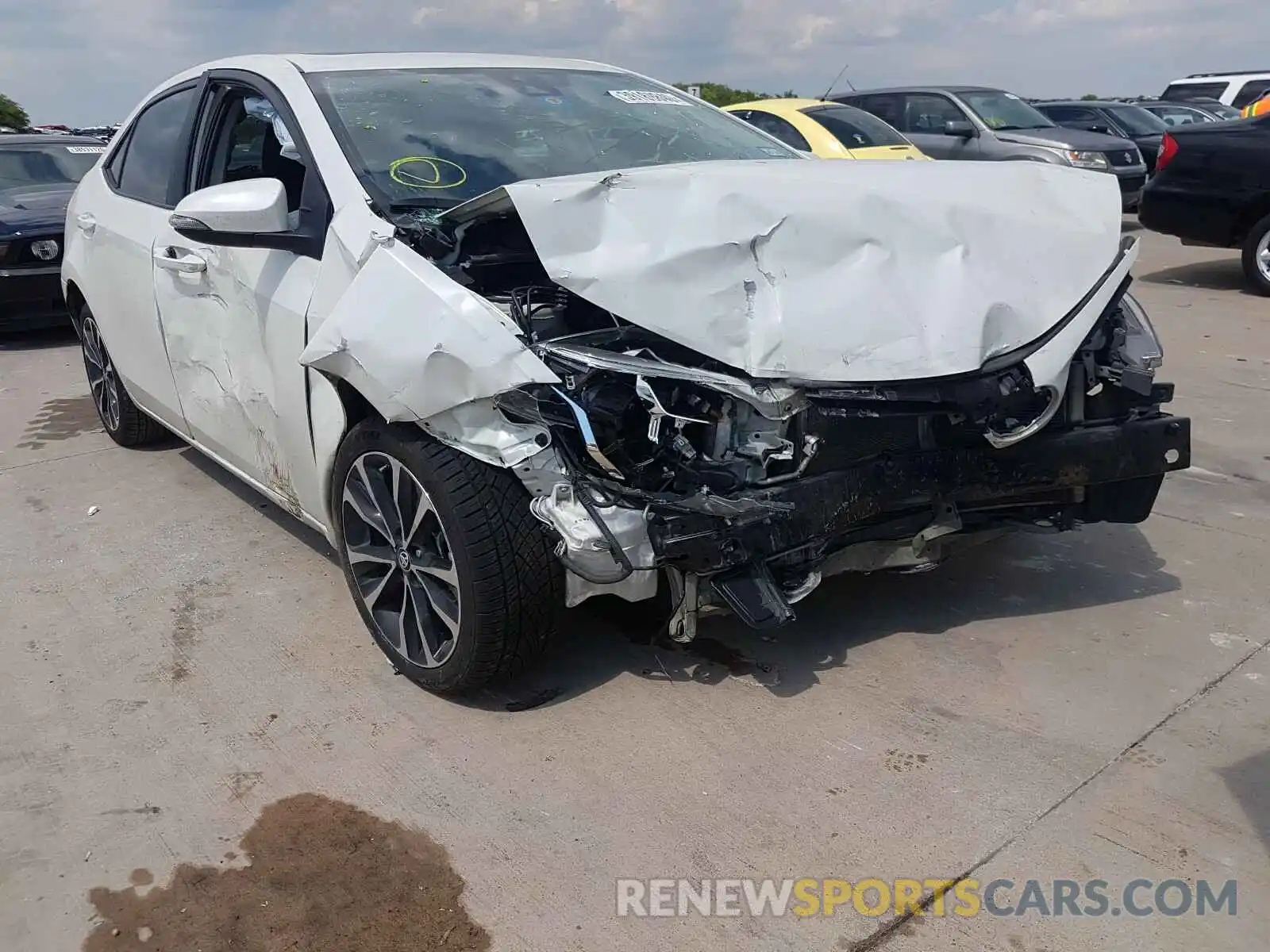 1 Photograph of a damaged car 5YFBURHE4KP859795 TOYOTA COROLLA 2019