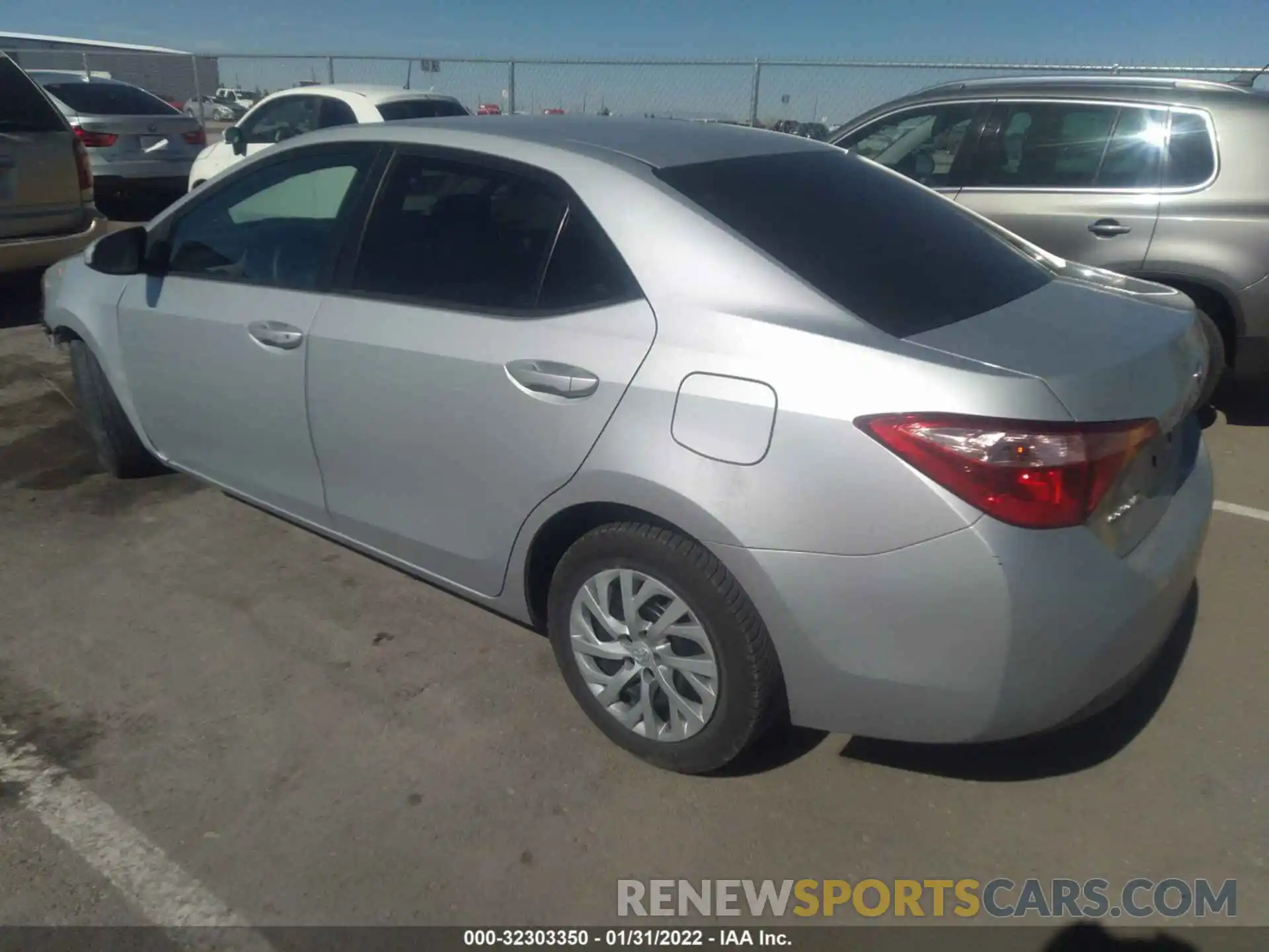 3 Photograph of a damaged car 5YFBURHE4KP863233 TOYOTA COROLLA 2019