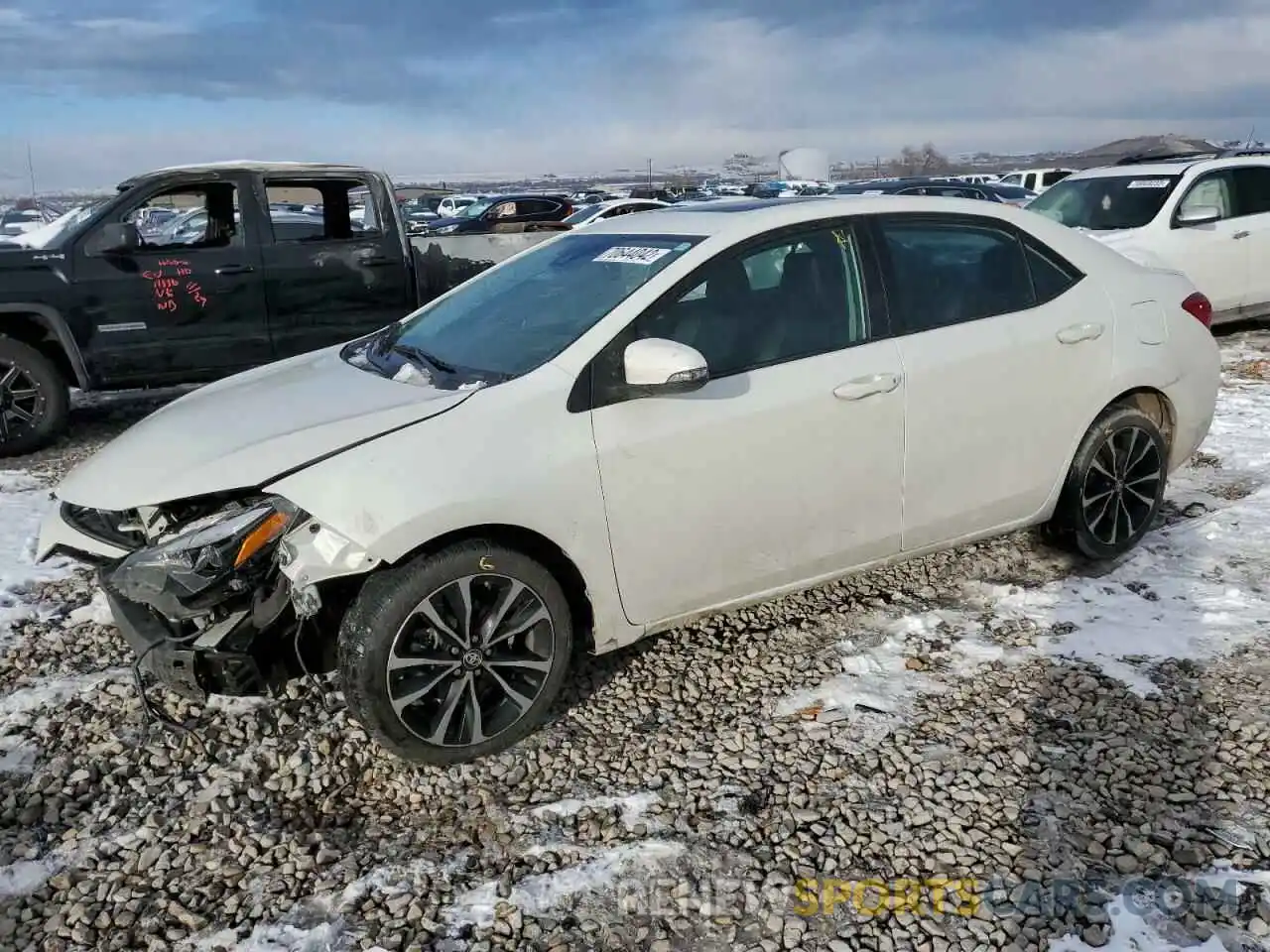 1 Photograph of a damaged car 5YFBURHE4KP863250 TOYOTA COROLLA 2019